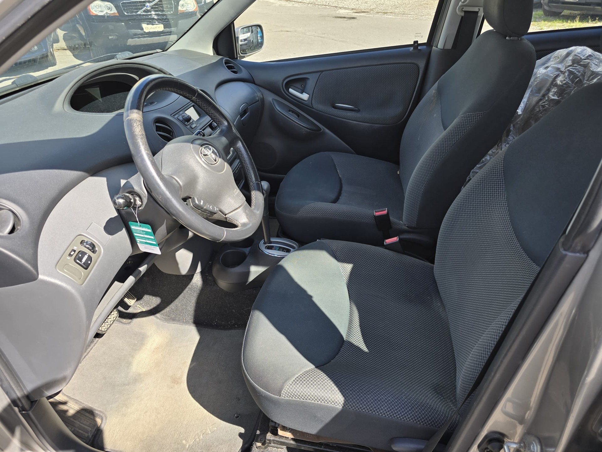 TOYOTA Yaris 1.3 Linea Sol-image-14