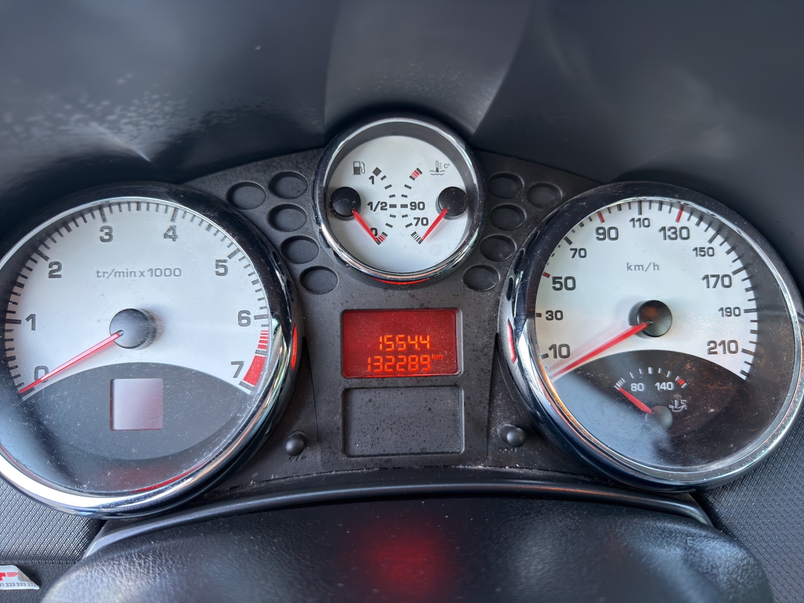 PEUGEOT 207 1.6 16V Automatic-image-8