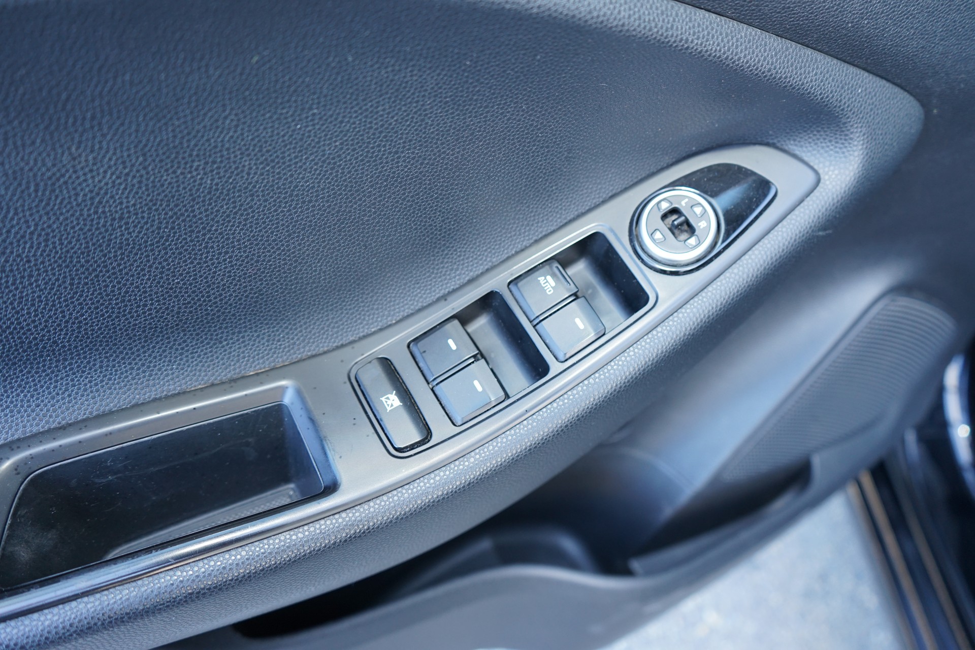 HYUNDAI i20 1.0 T-GDi Plena-image-11
