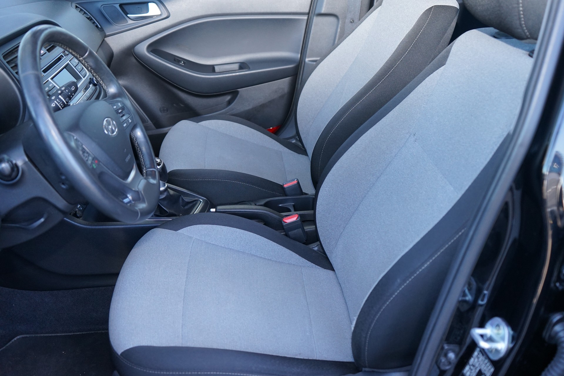 HYUNDAI i20 1.0 T-GDi Plena-image-9