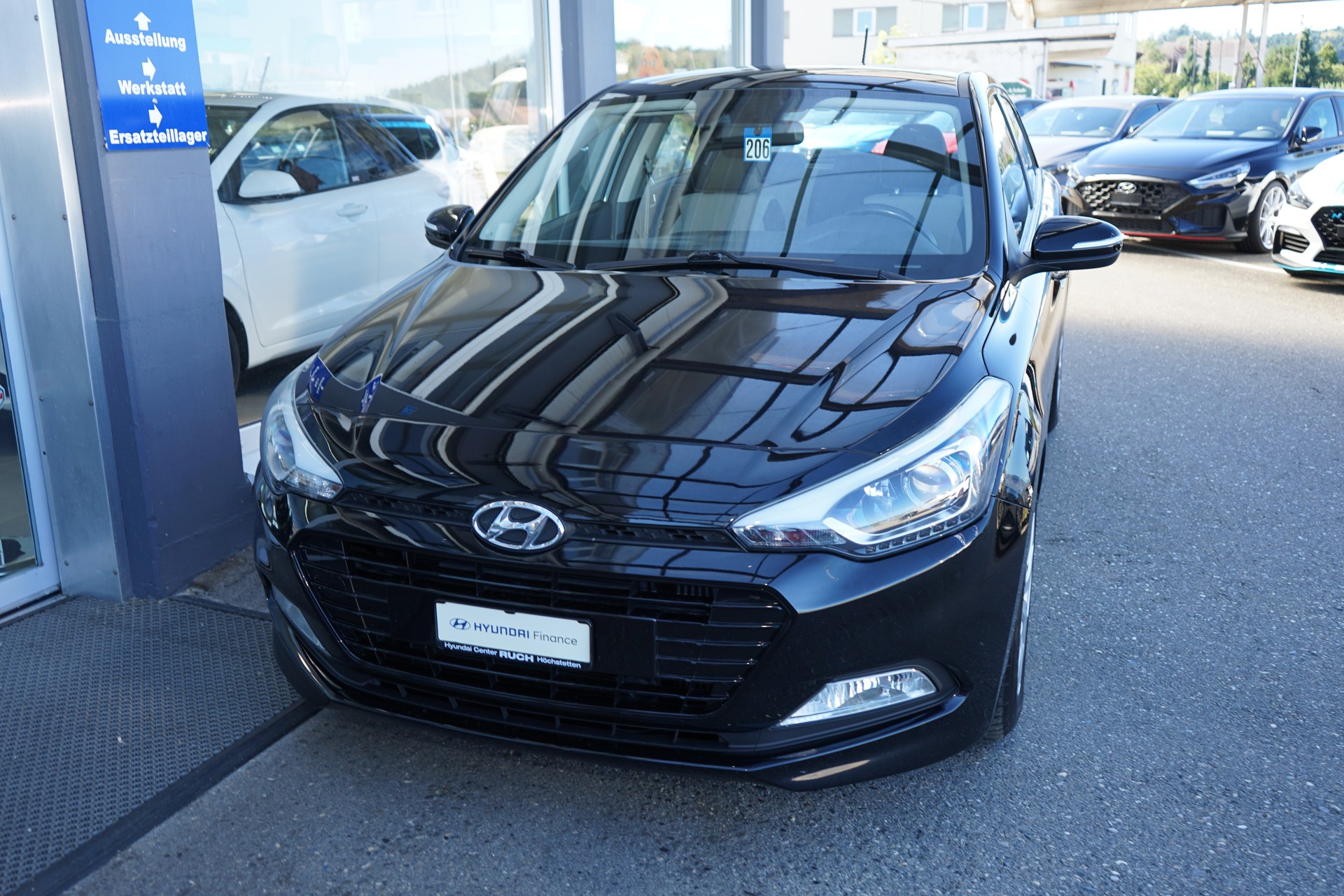 HYUNDAI i20 1.0 T-GDi Plena-image-2