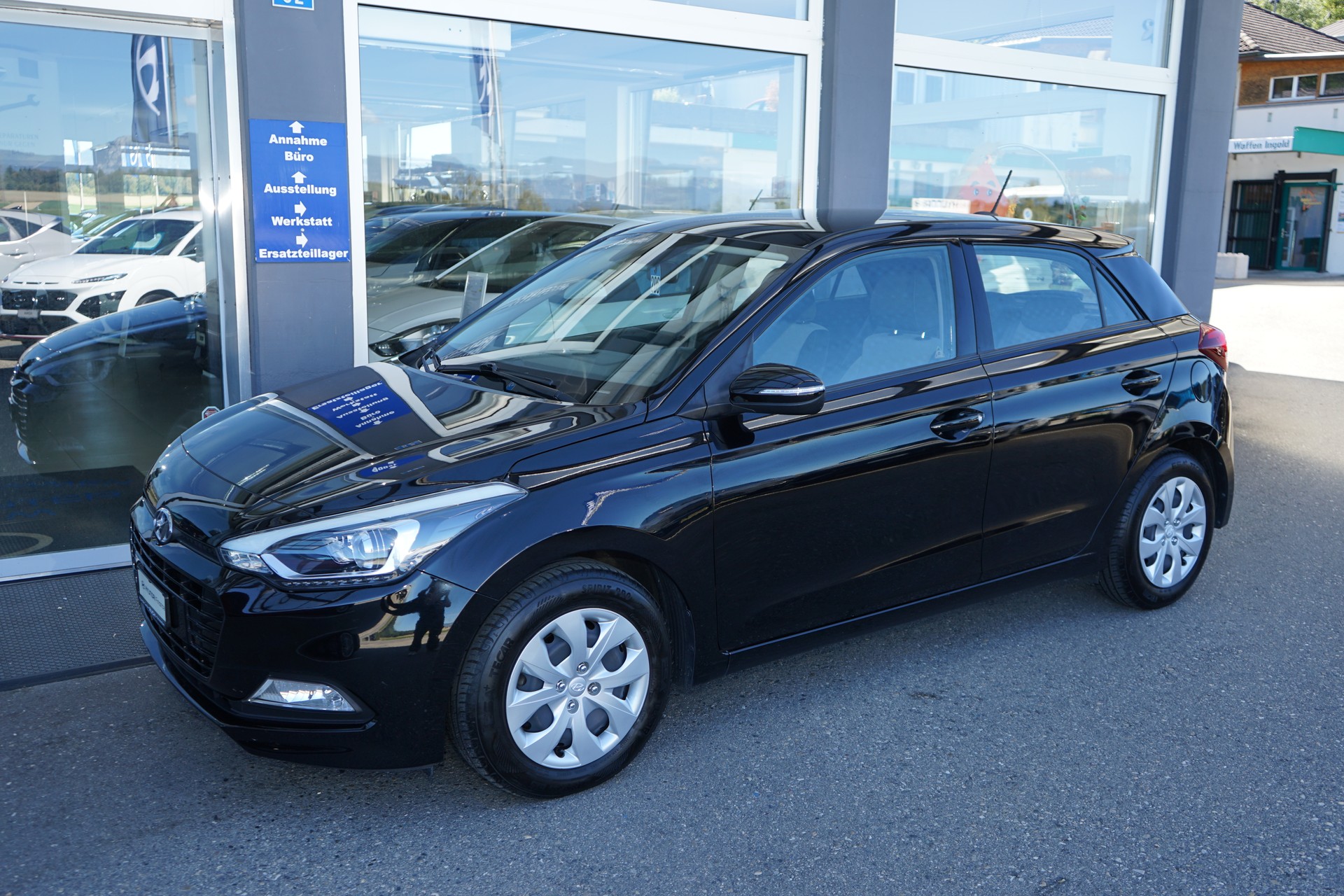 HYUNDAI i20 1.0 T-GDi Plena-image-0