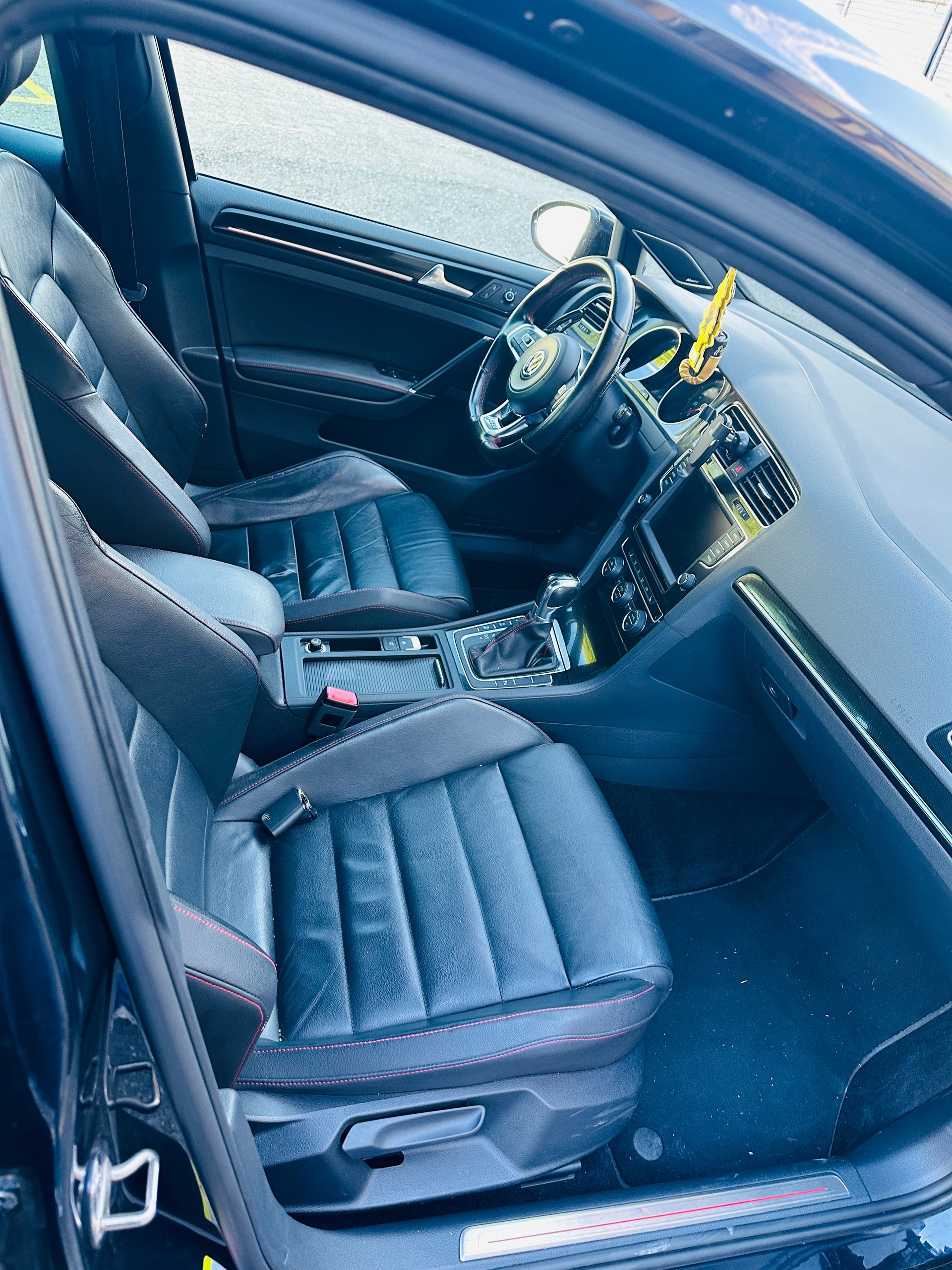 VW Golf 2.0 TSI GTI DSG-image-14