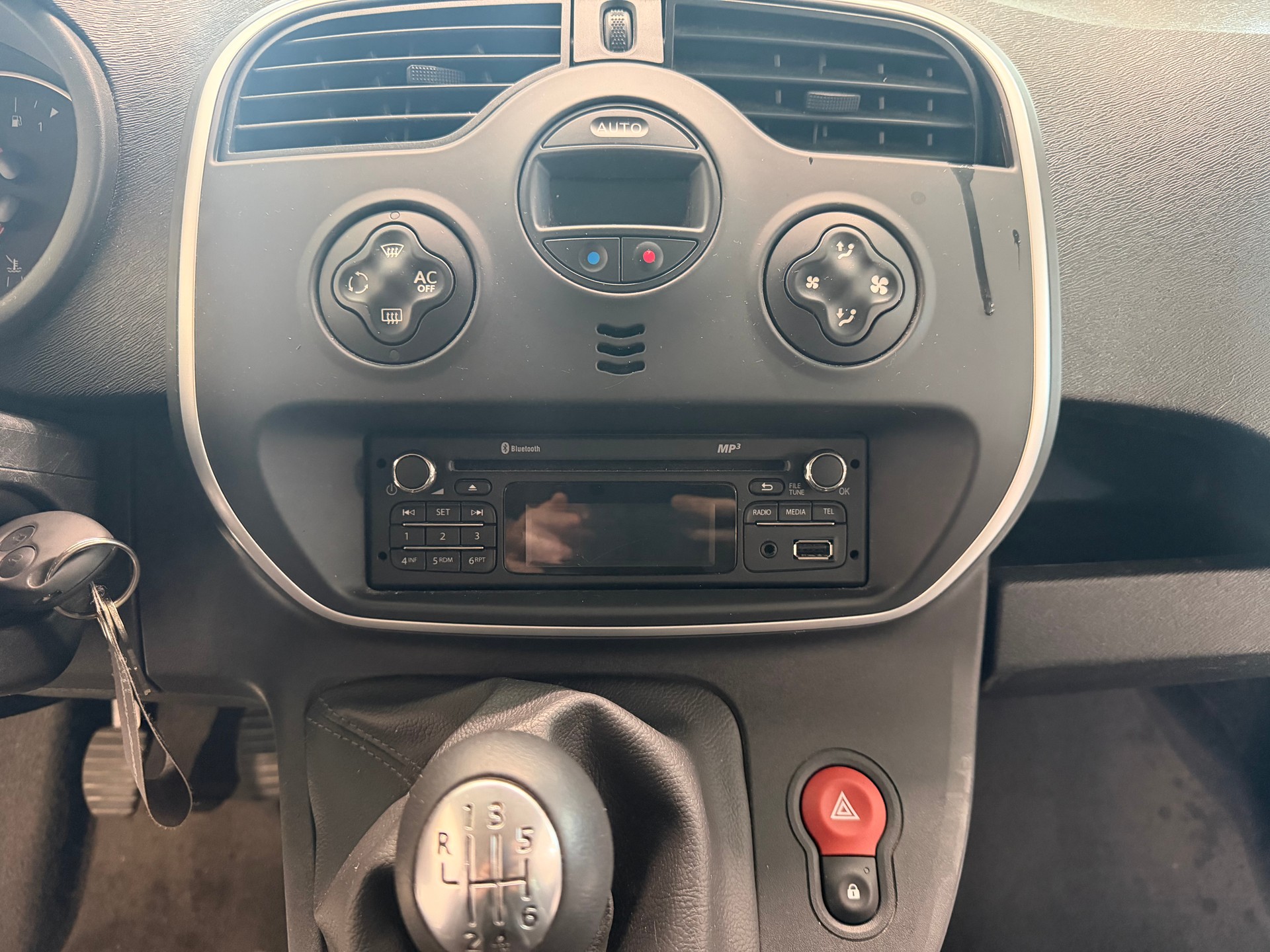 RENAULT Kangoo 1.2 16V Turbo Limited-image-13