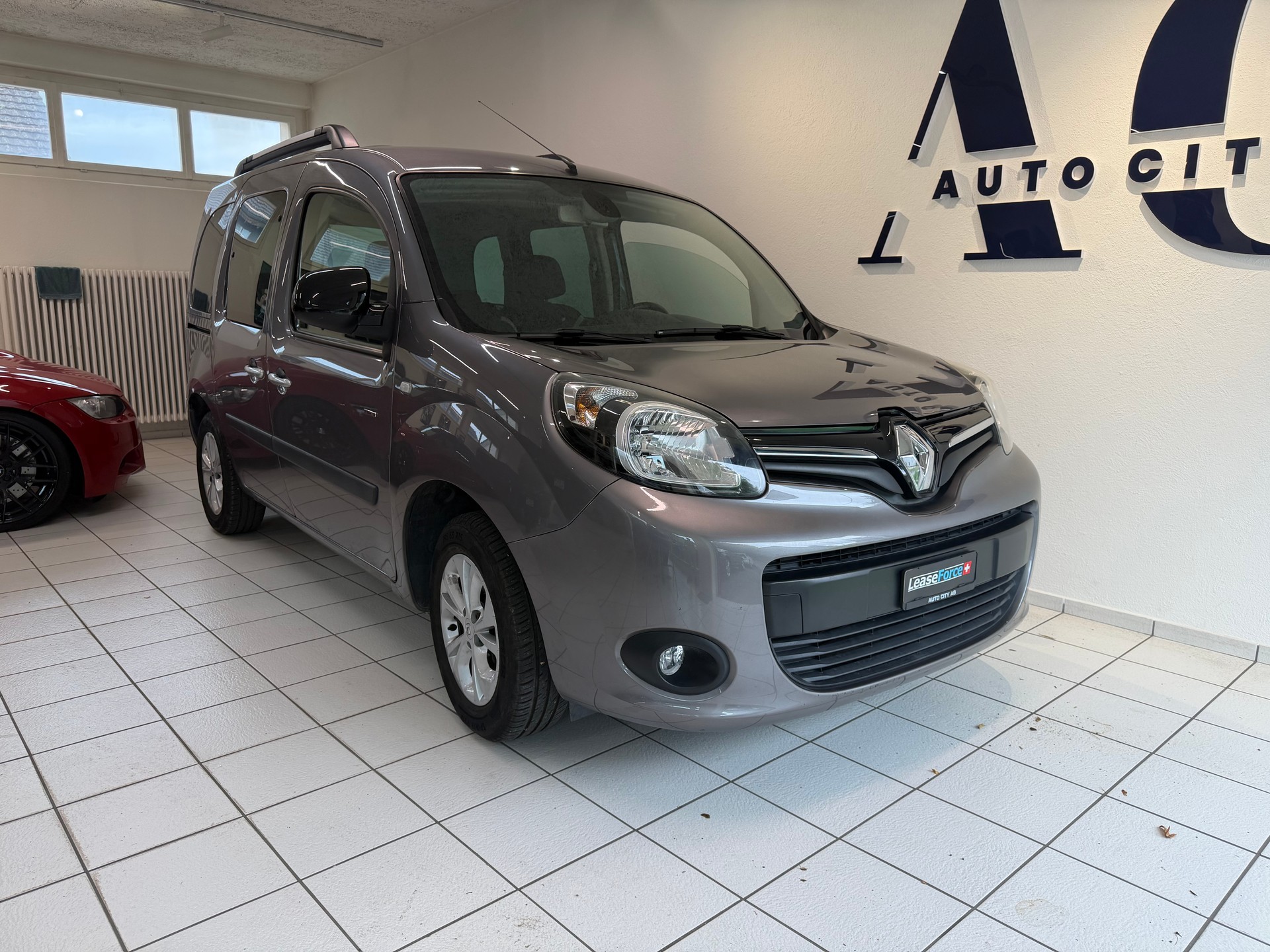 RENAULT Kangoo 1.2 16V Turbo Limited-image-0