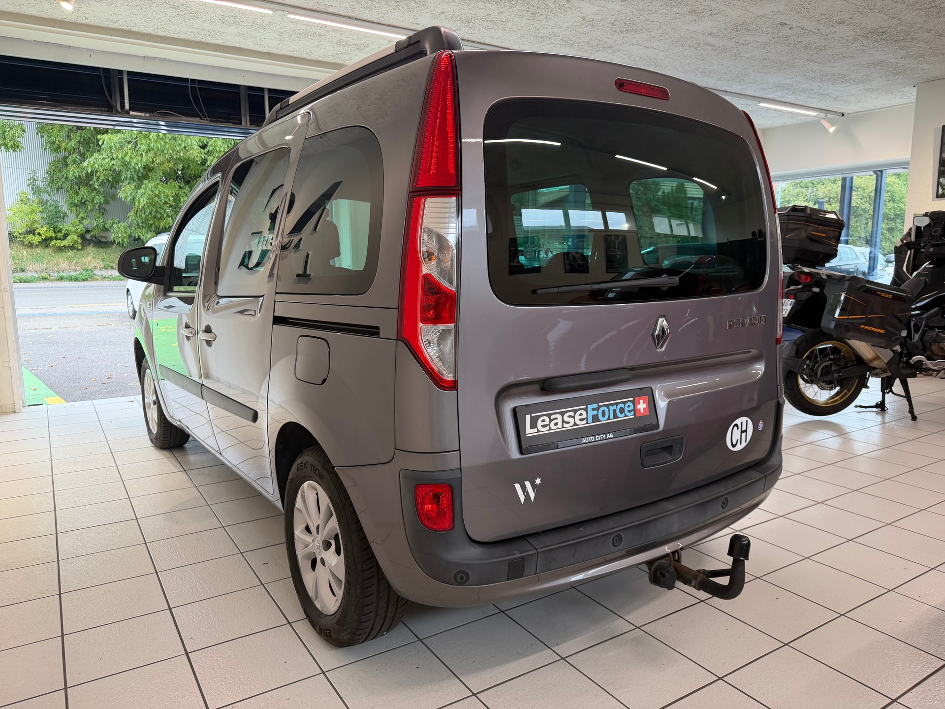 RENAULT Kangoo 1.2 16V Turbo Limited-image-3