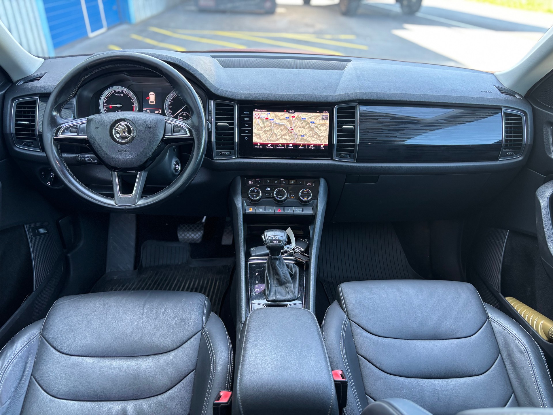 SKODA KODIAQ 2.0TDI DSG 4X4 7 PLÄTZER 2019-image-3