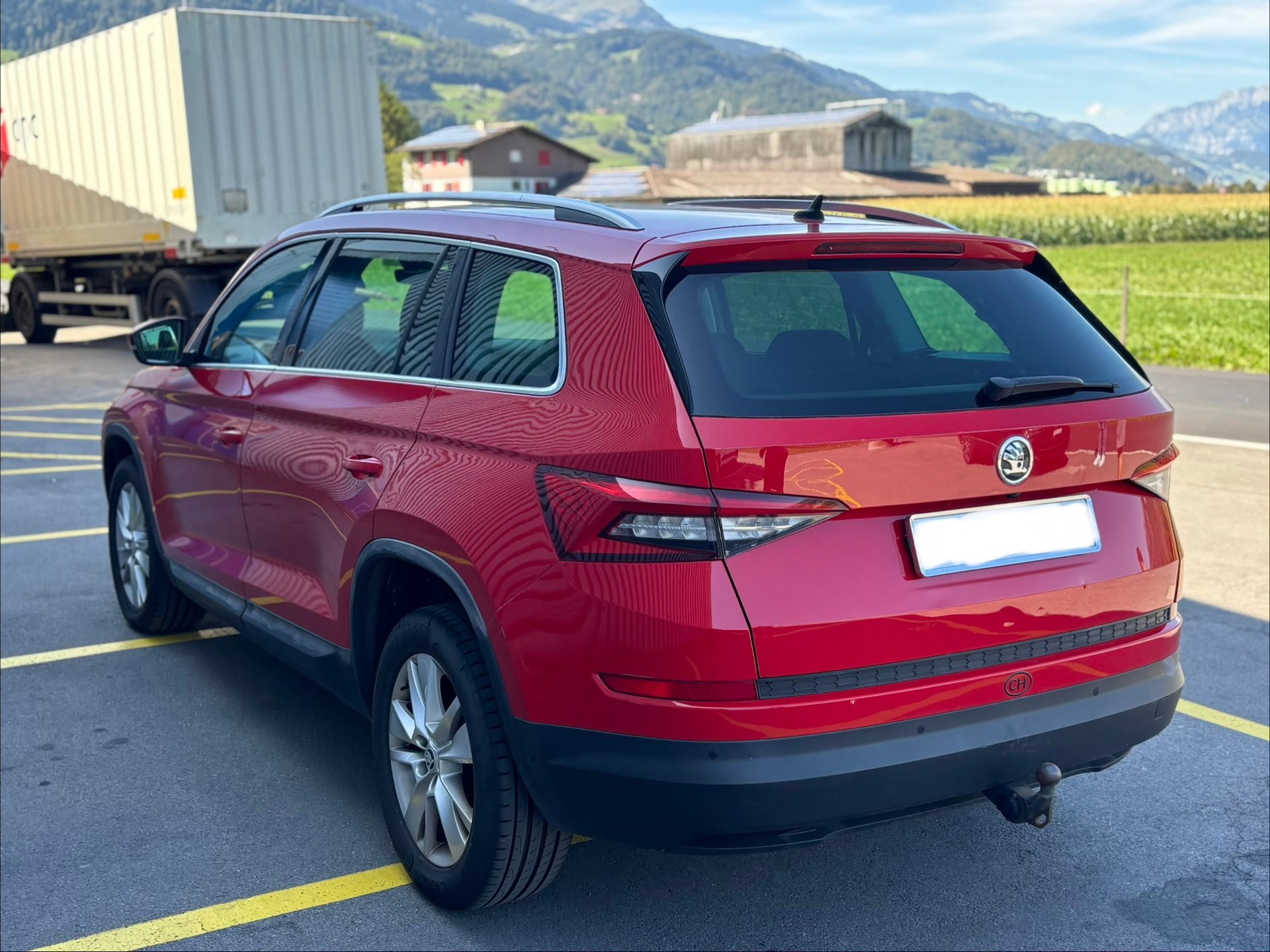 SKODA KODIAQ 2.0TDI DSG 4X4 7 PLÄTZER 2019-image-2