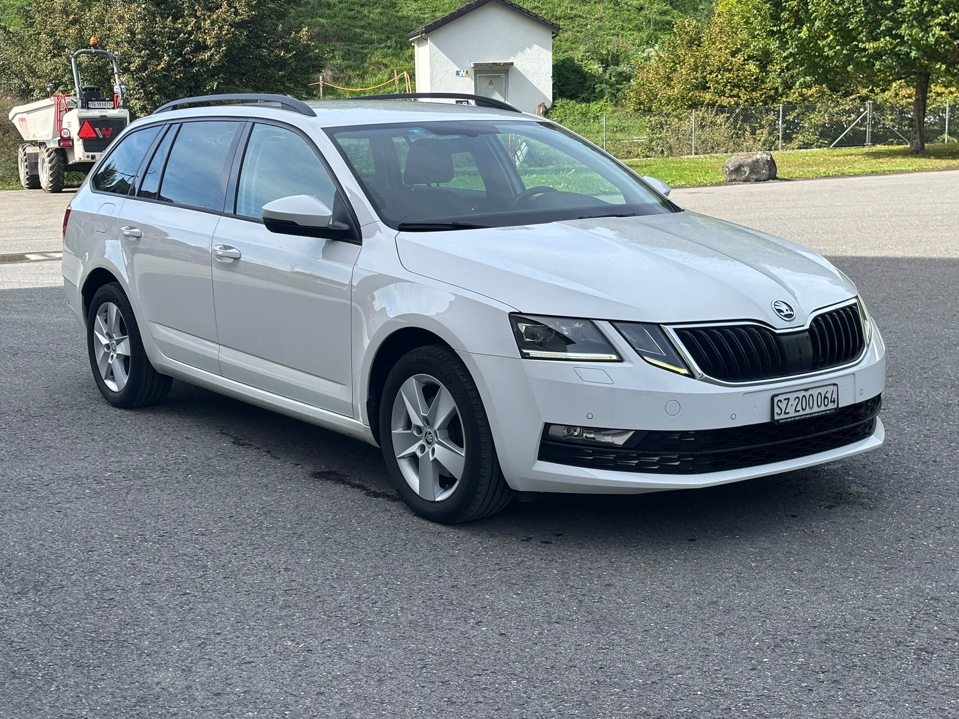 SKODA OCTAVIA 2.0TDI DSG 4X4 2019 150PS-image-1