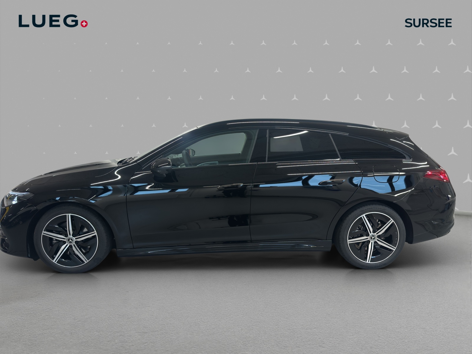 MERCEDES-BENZ CLA Shooting Brake 220 4Matic 8G-DCT-image-1