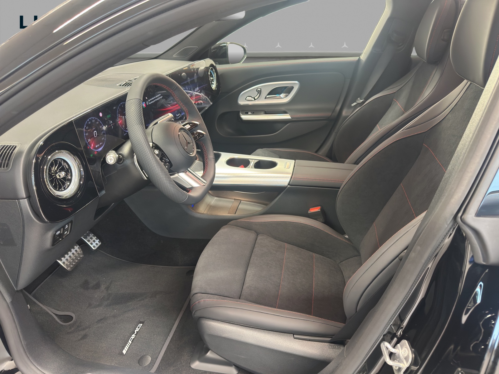 MERCEDES-BENZ CLA Shooting Brake 220 4Matic 8G-DCT-image-7