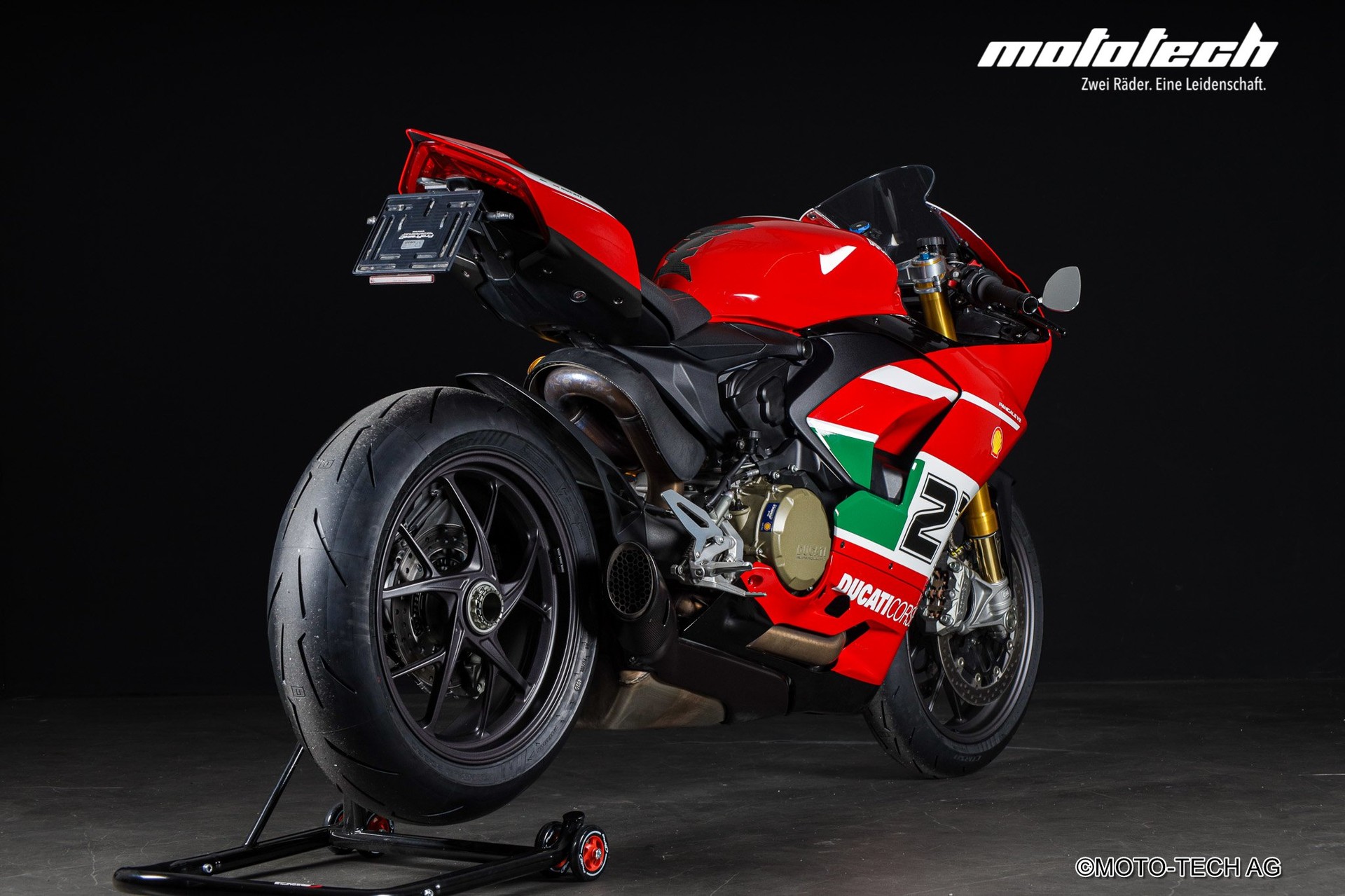 DUCATI Panigale V2 Bayliss 1st Champion 20th Anniversary-showroom-element-2