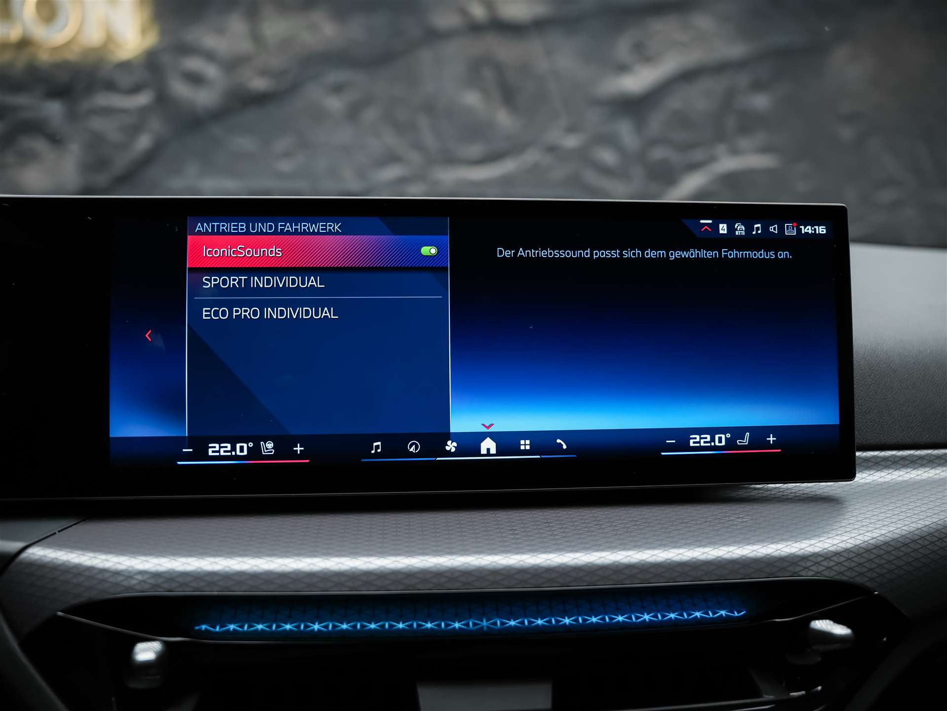 BMW M340i xDrive Steptronic M Sport Pro *Facelift*Werksgarantie*Lenkradheizung*Head Up Display*360° Kamera*-image-38