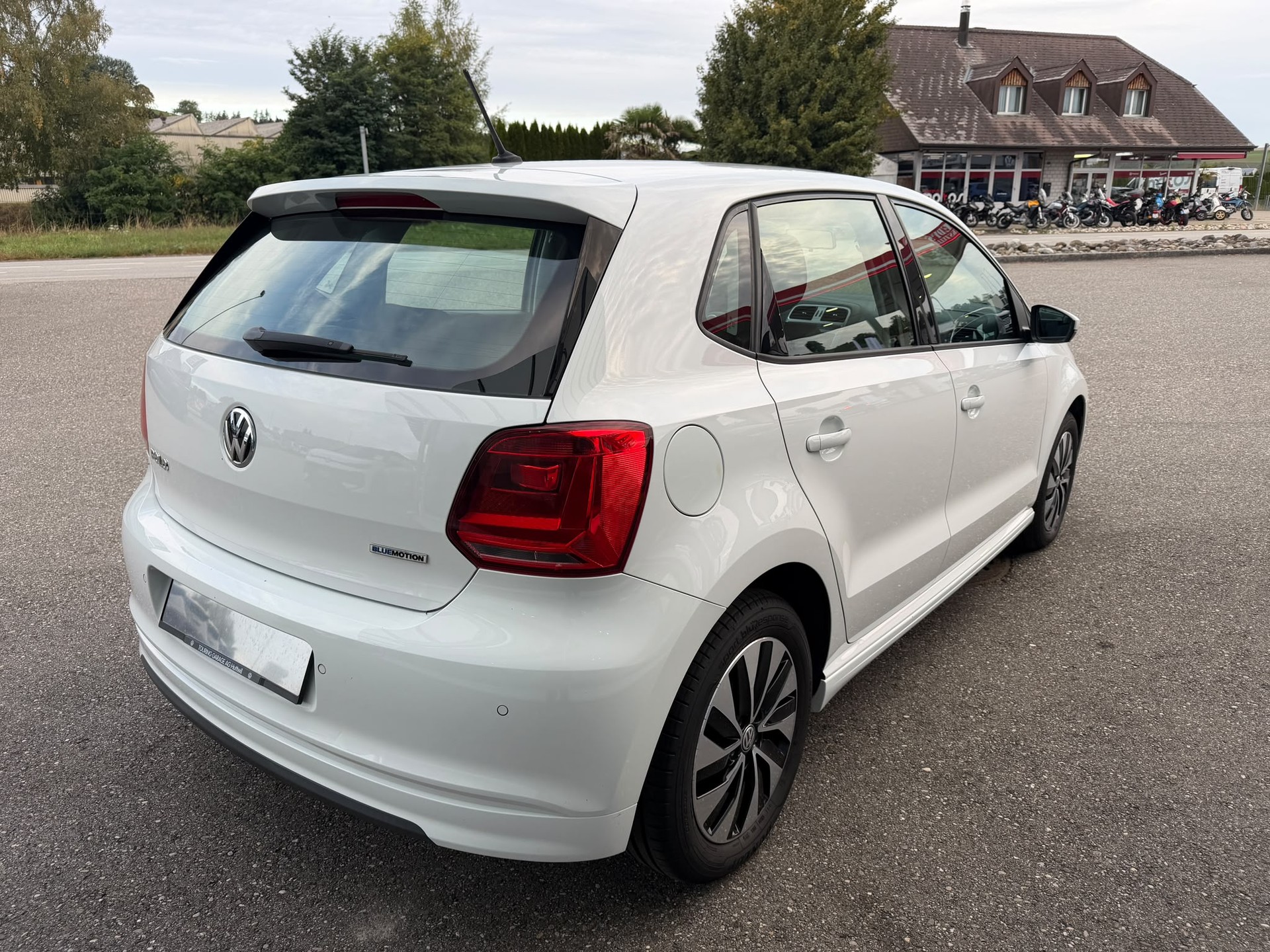 VW Polo 1.4 TDI BlueMotion Trendline-image-4