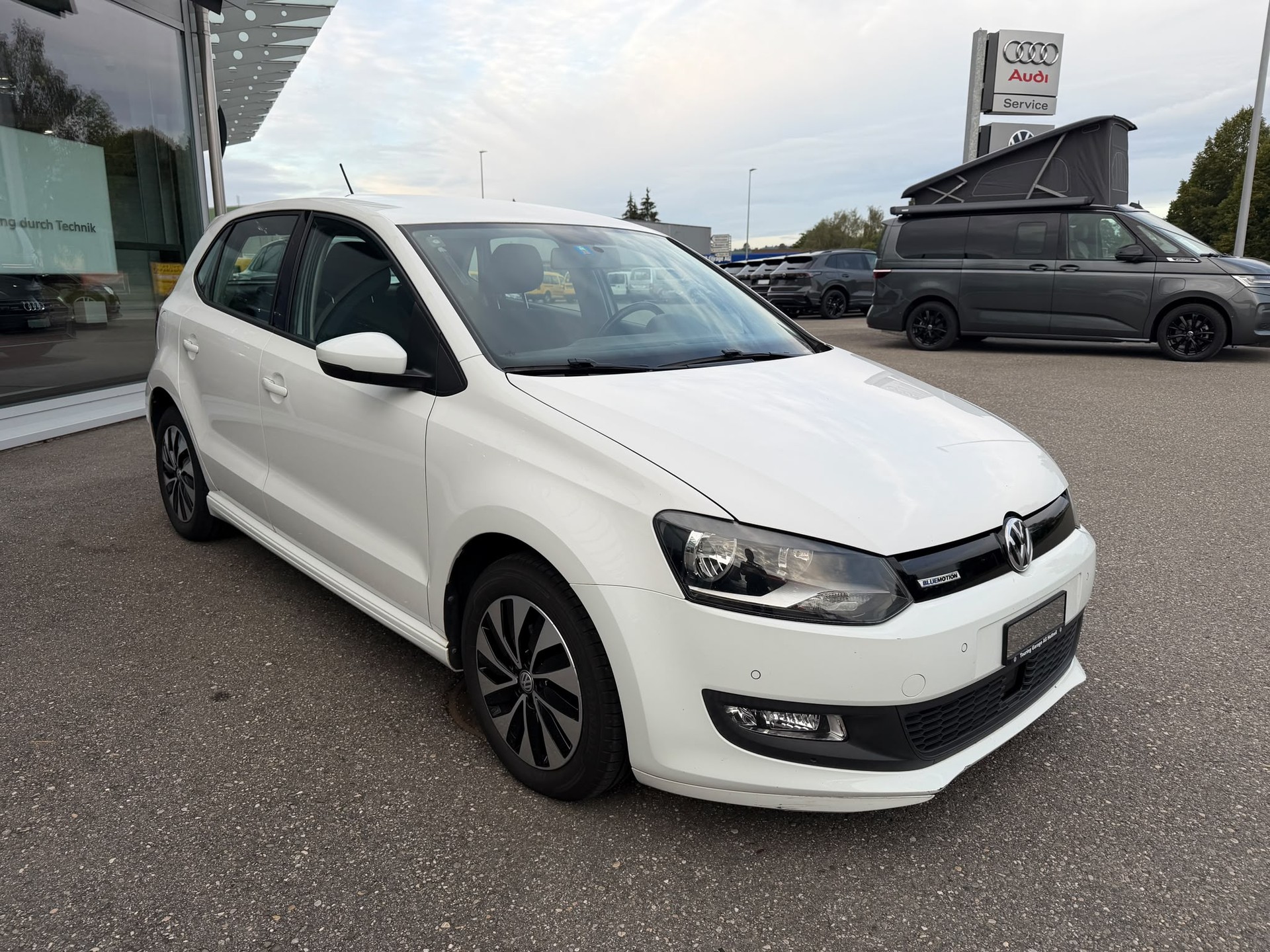VW Polo 1.4 TDI BlueMotion Trendline-image-6