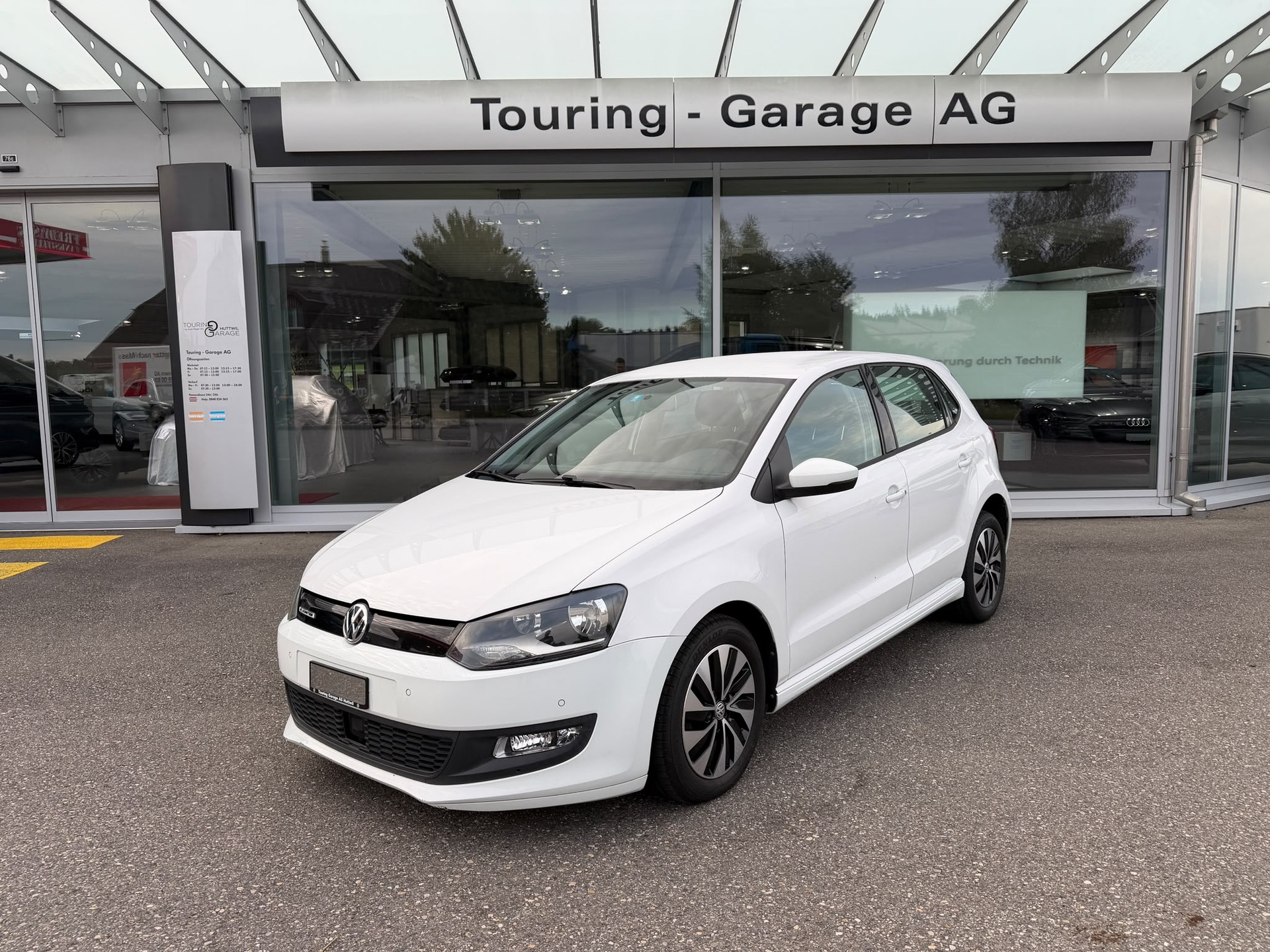 VW Polo 1.4 TDI BlueMotion Trendline-image-0