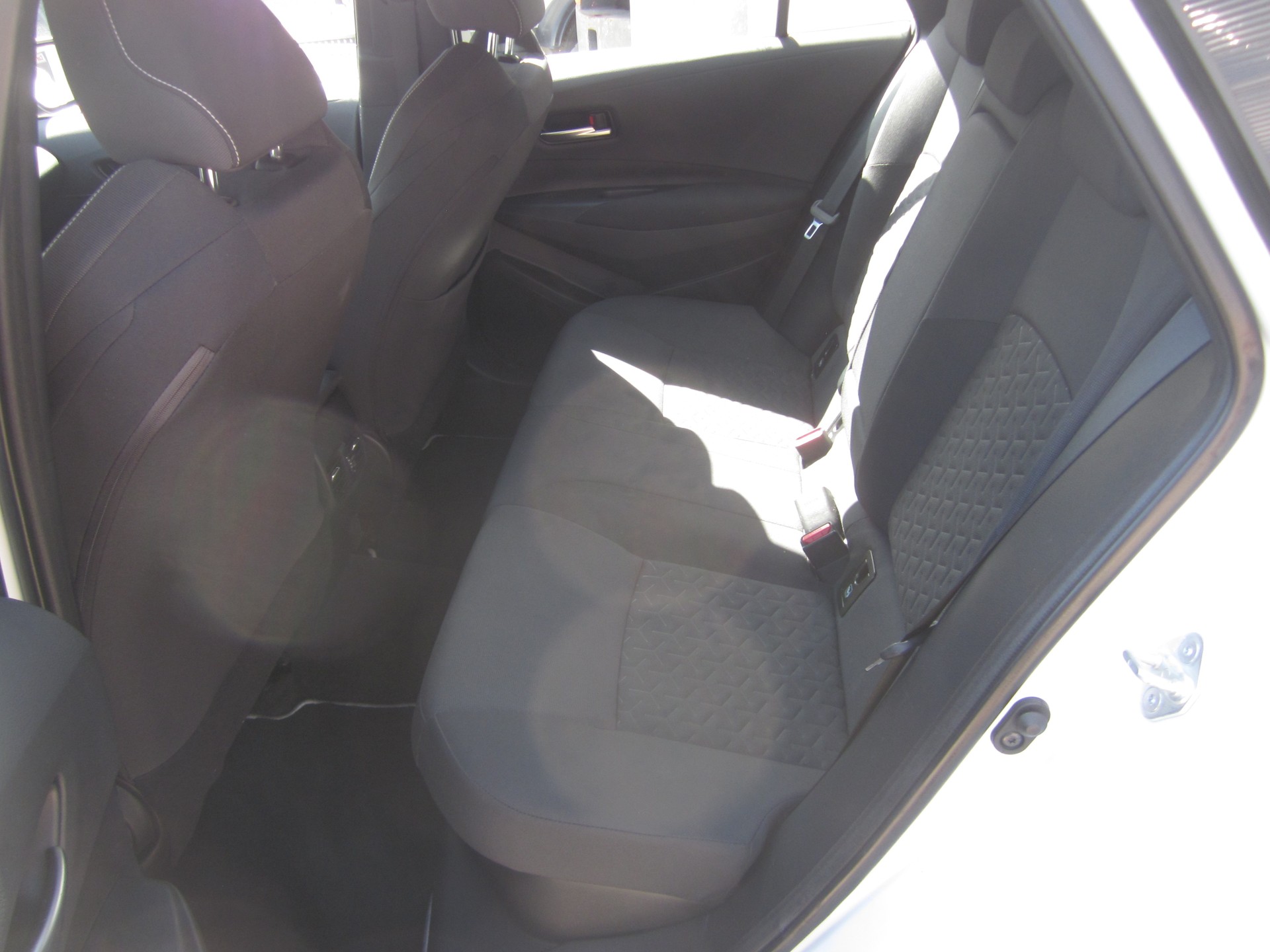 TOYOTA Corolla Touring Sports 1.8 HSD Active e-CVT-image-9