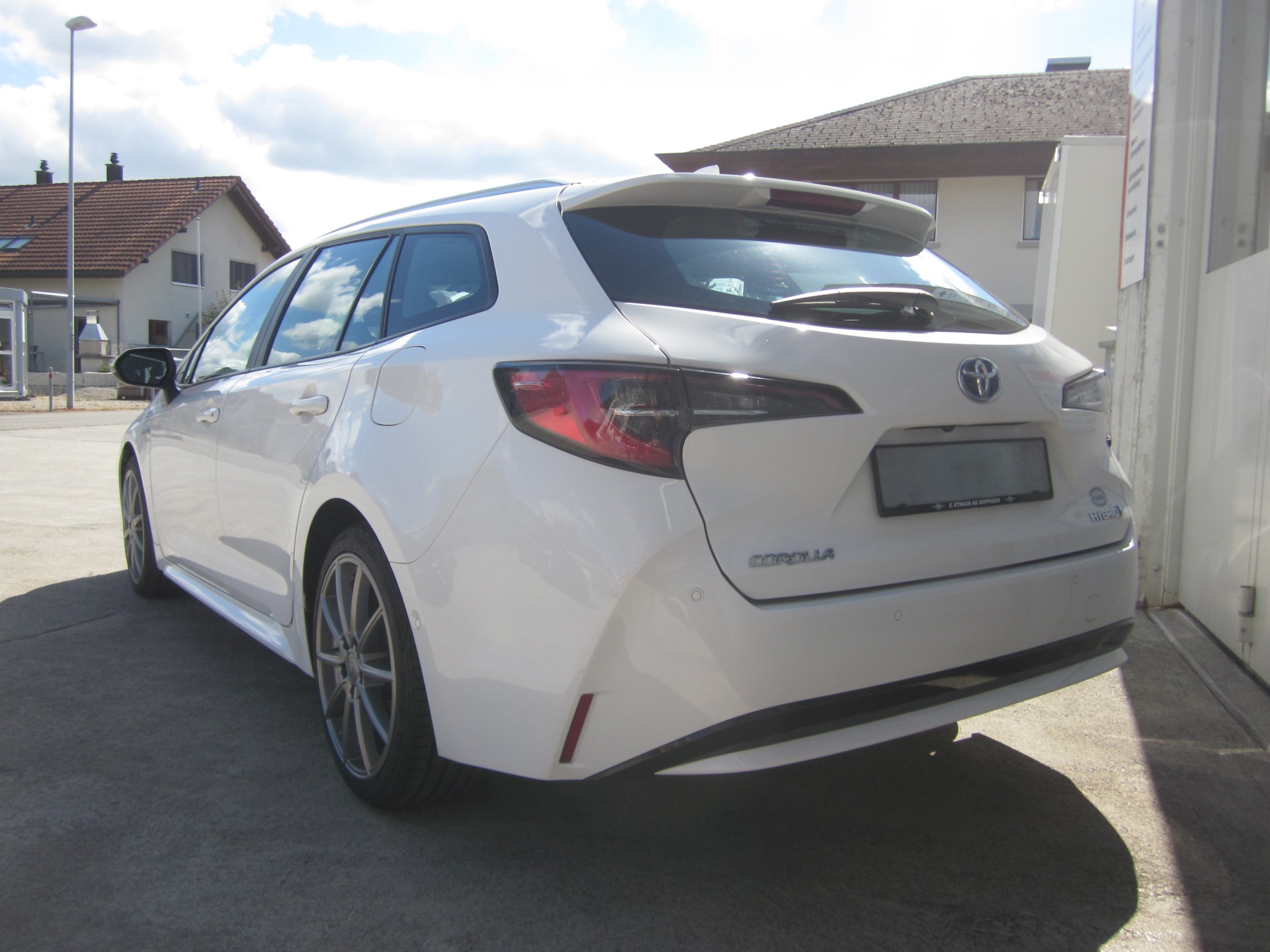 TOYOTA Corolla Touring Sports 1.8 HSD Active e-CVT-image-6