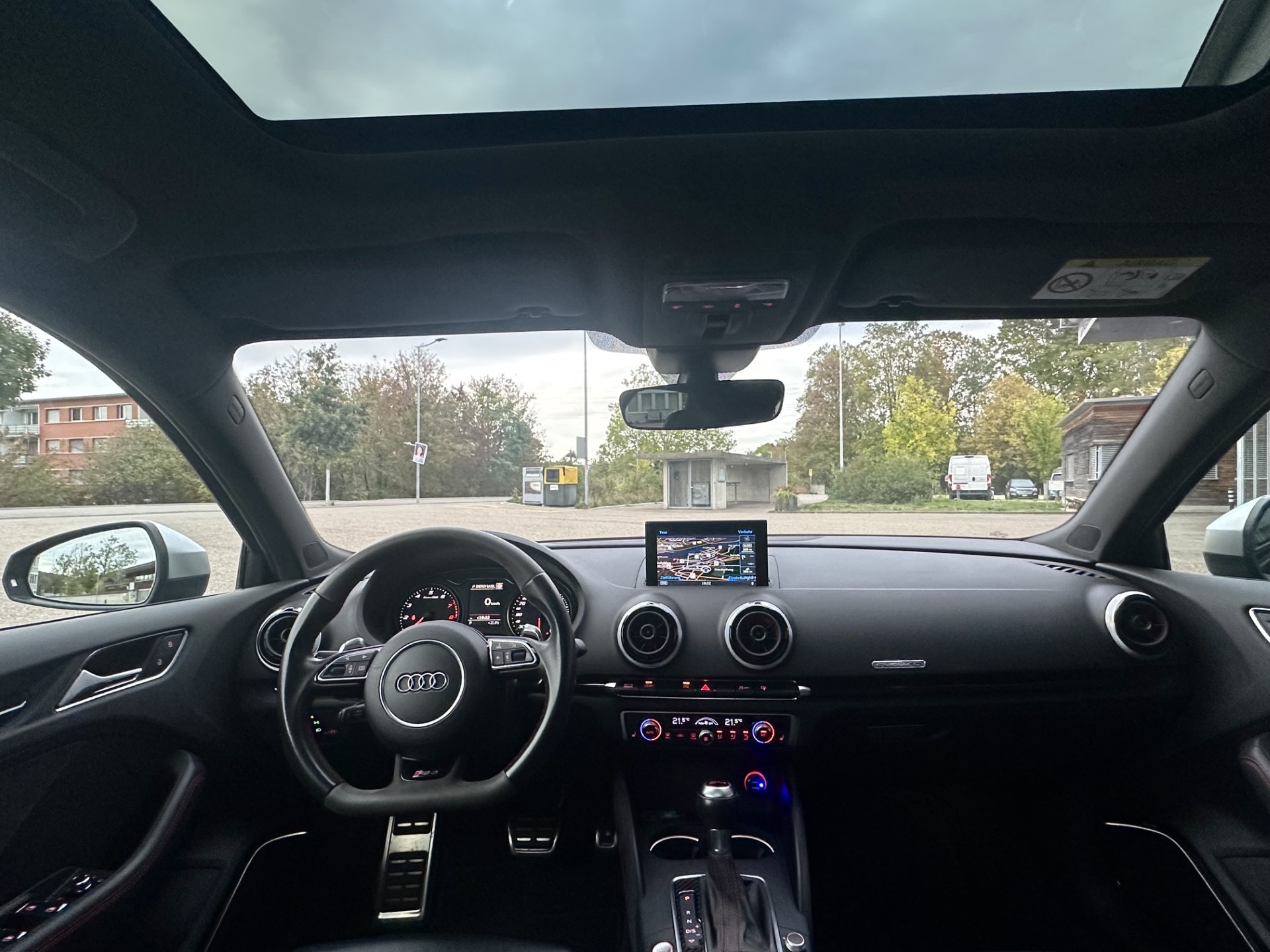 AUDI 2.5 T FSI quattro S-Tronic-image-6