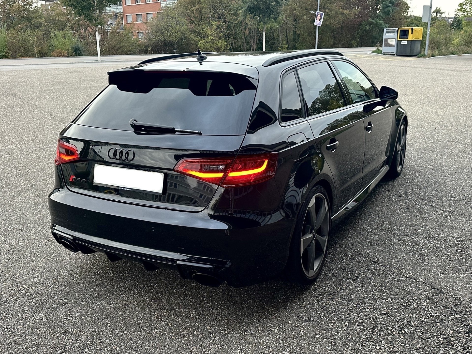 AUDI 2.5 T FSI quattro S-Tronic-image-1
