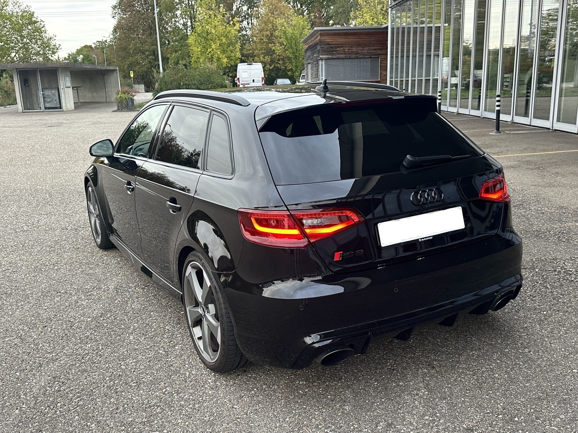 AUDI 2.5 T FSI quattro S-Tronic-image-2