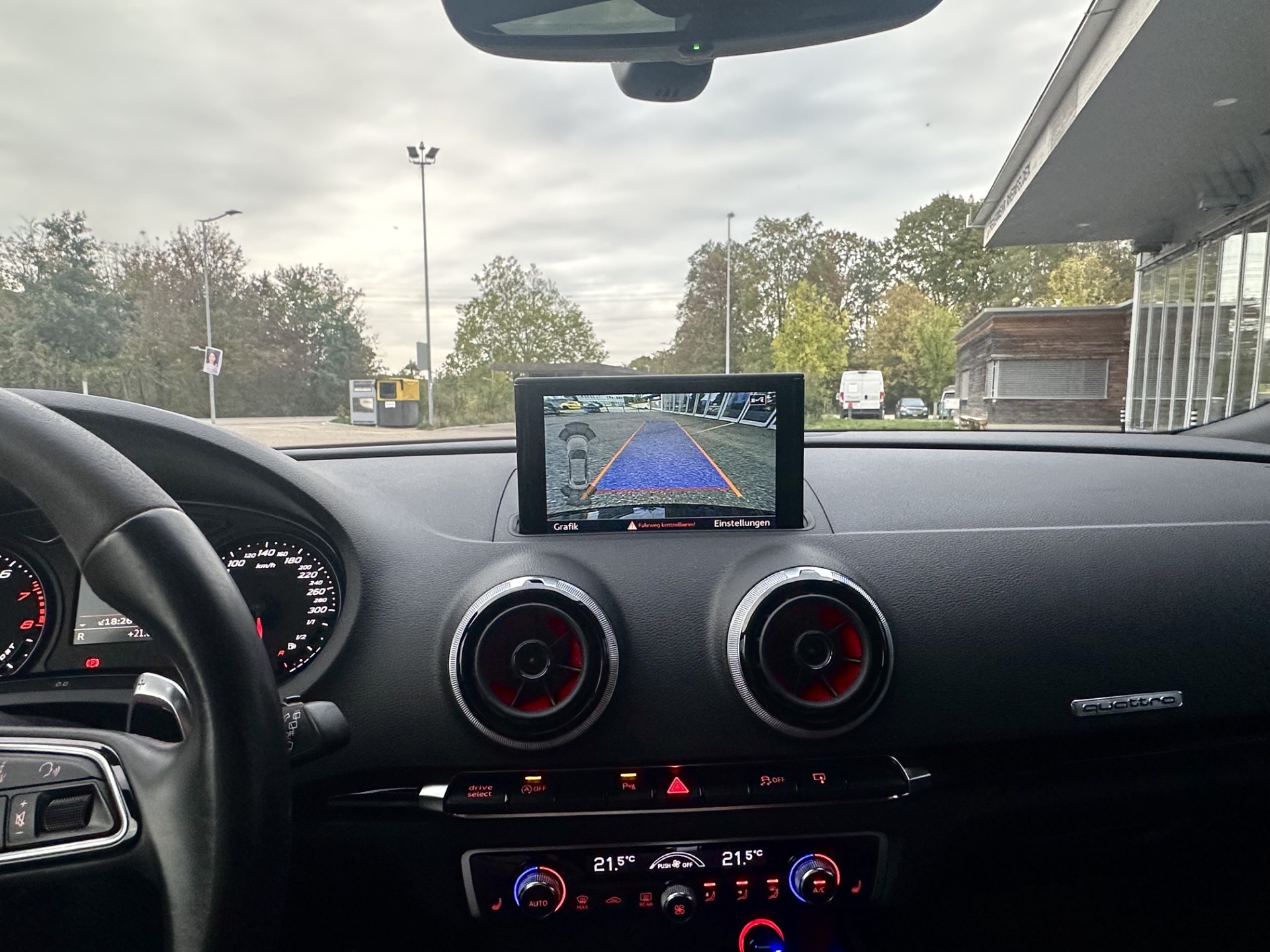 AUDI 2.5 T FSI quattro S-Tronic-image-7
