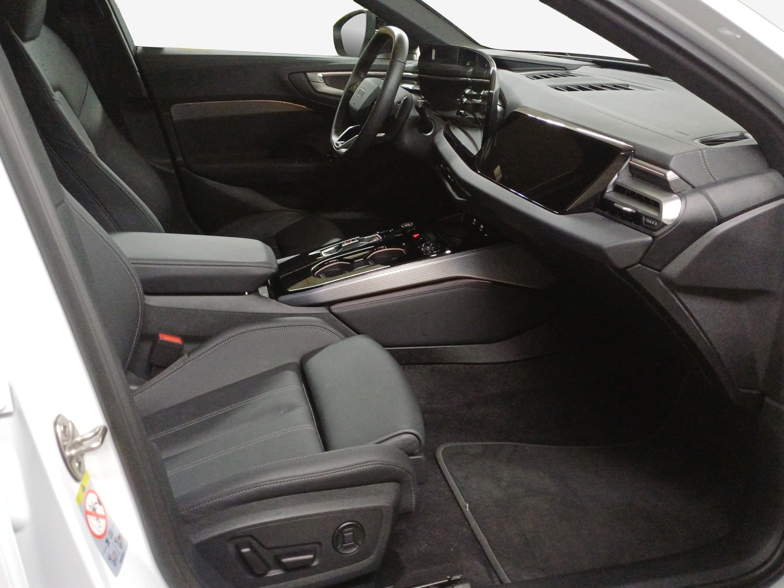 AUDI A5 Avant TFSI quattro 150 kW S tronic-image-13