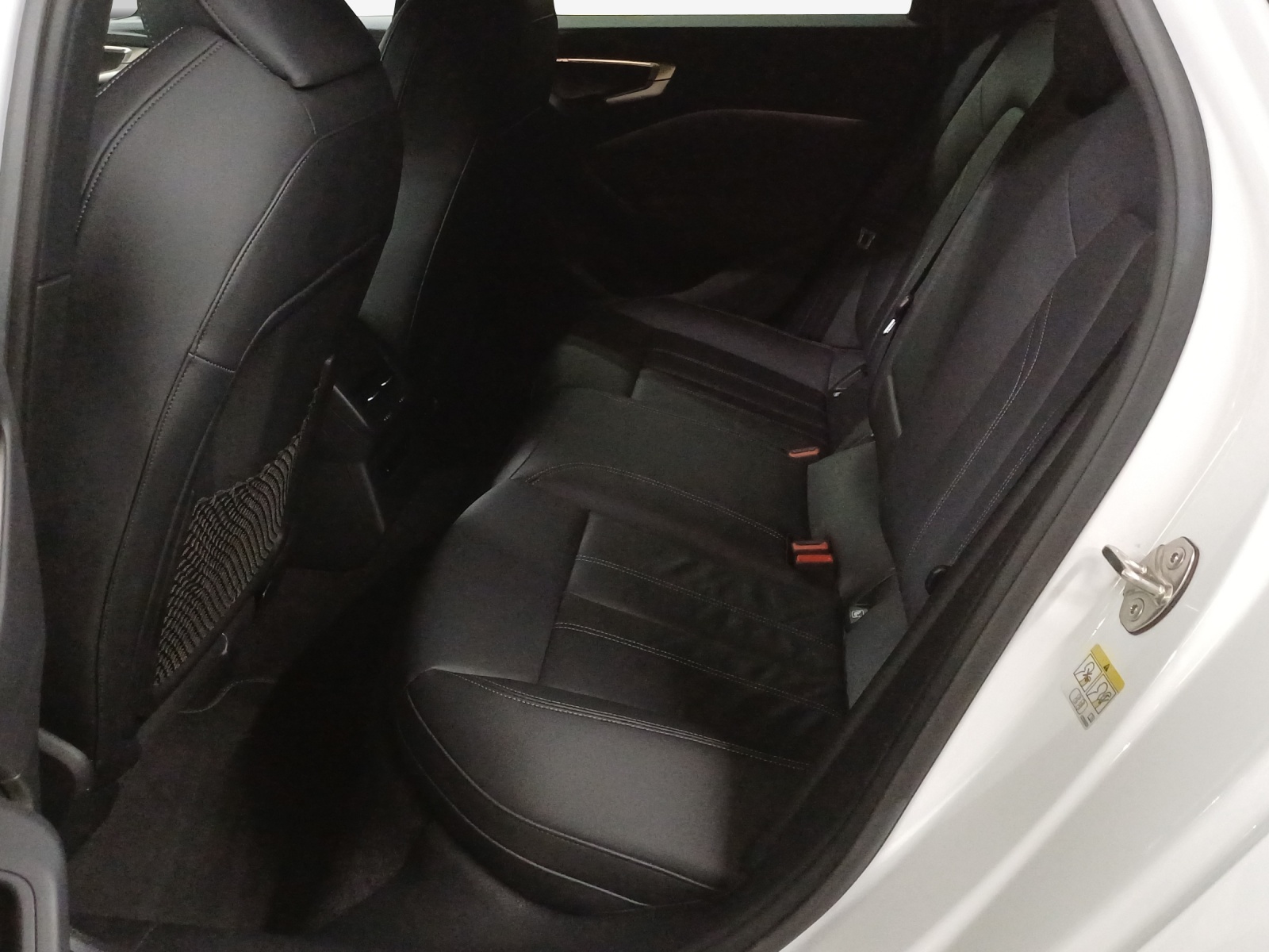 AUDI A5 Avant TFSI quattro 150 kW S tronic-image-11