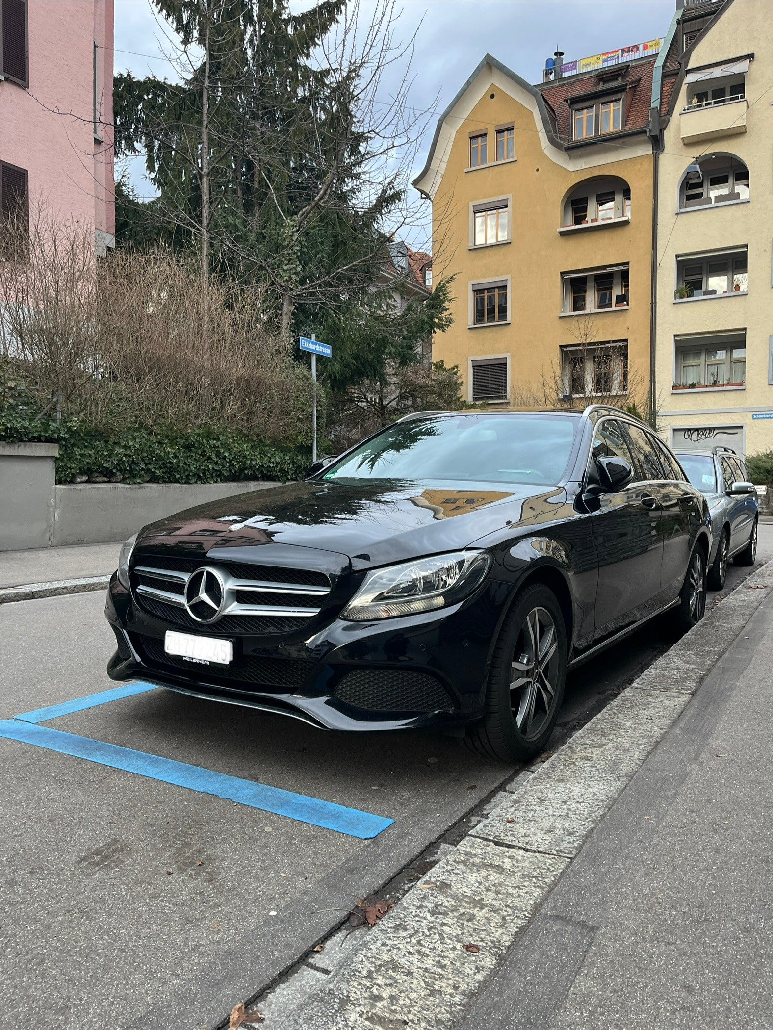 MERCEDES-BENZ C 180 Avantgarde-image-0