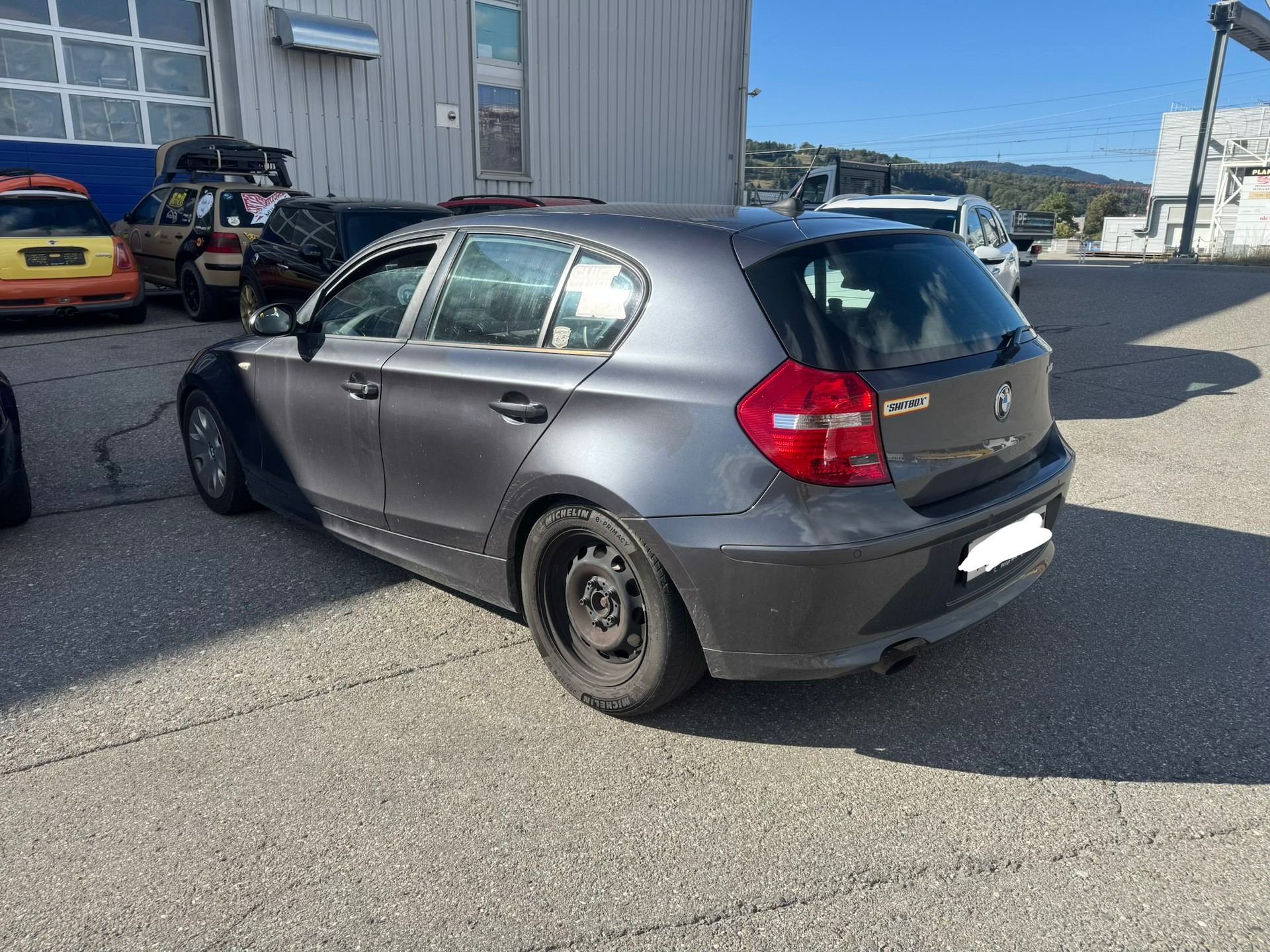 BMW 118i-image-3