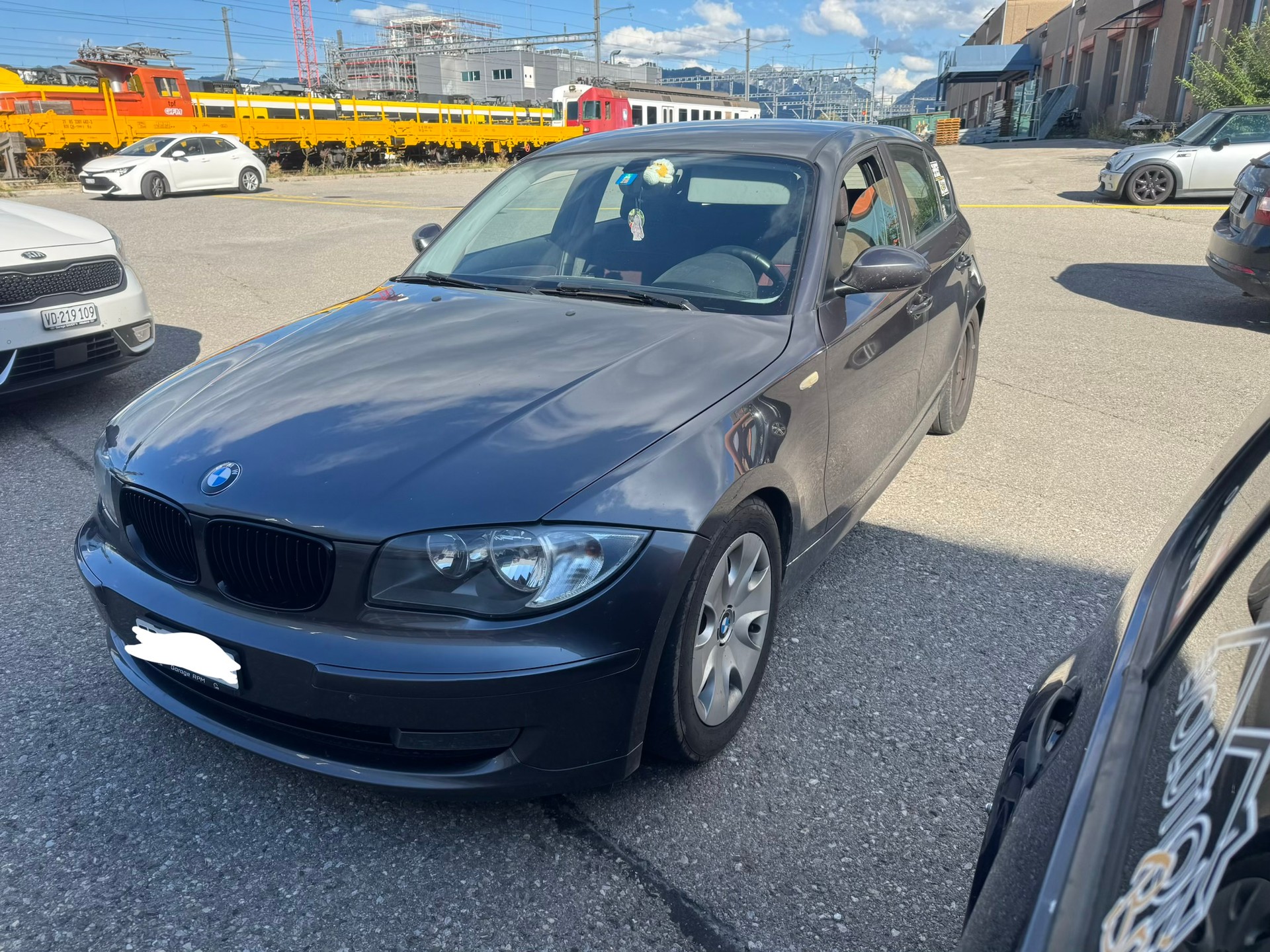 BMW 118i-image-2