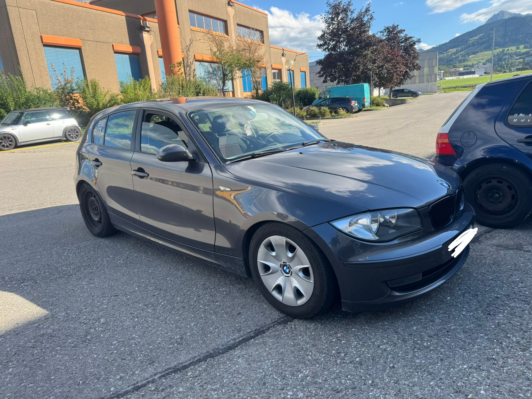 Car photo