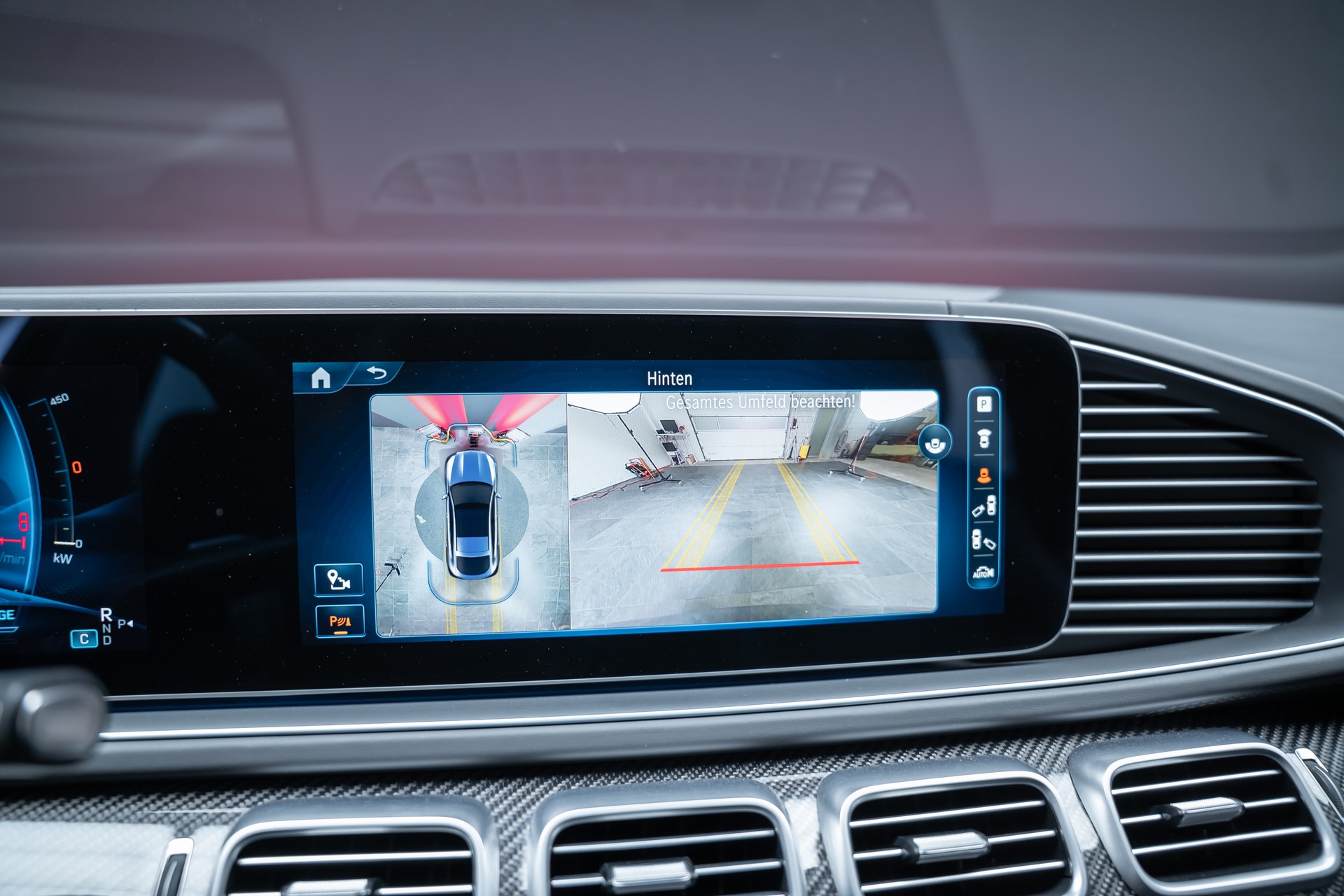 MERCEDES-BENZ GLE 63 S AMG 4matic+ Coupé / Panorama / 360°Kamera / HeadUp-image-34