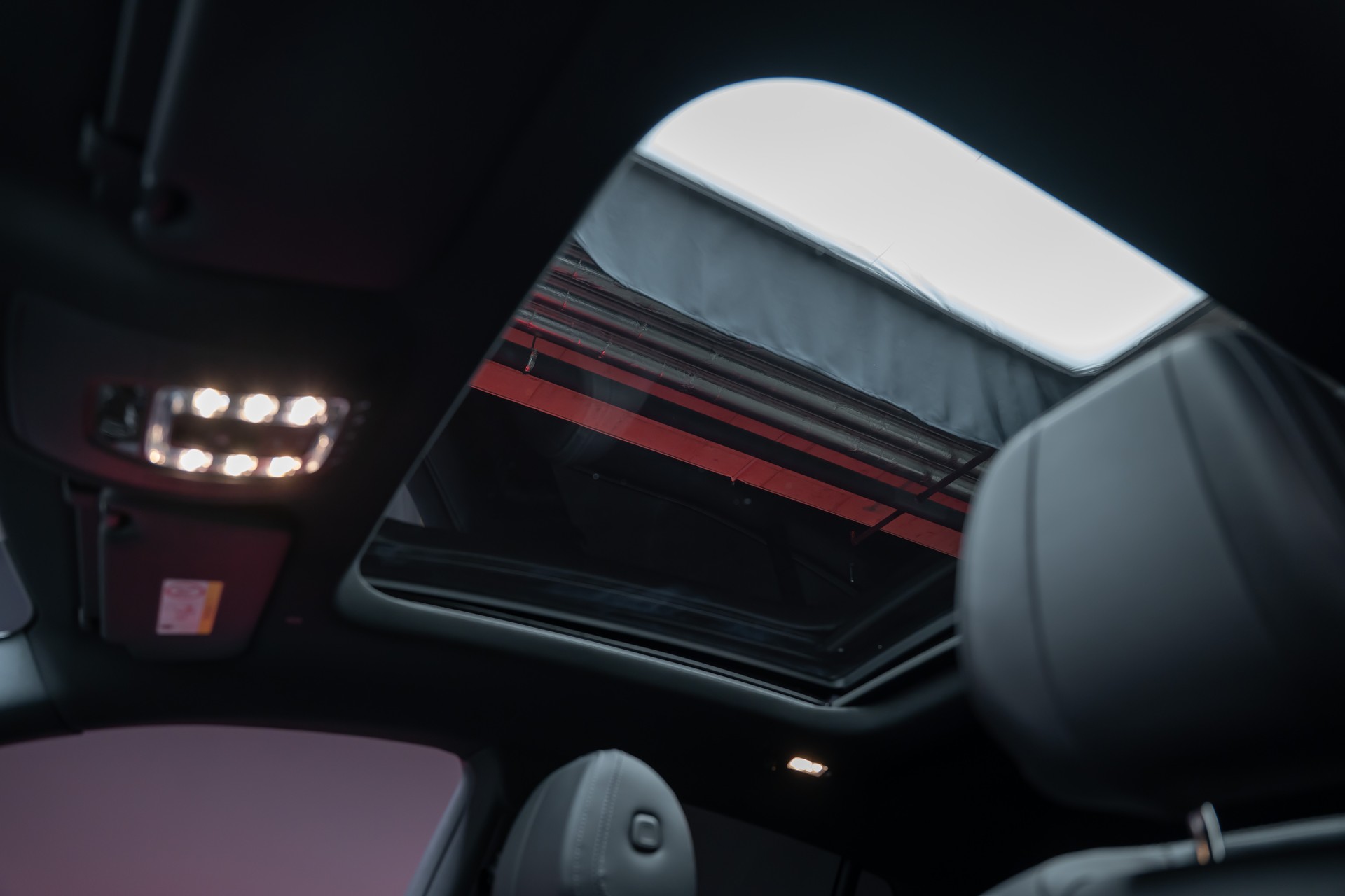 MERCEDES-BENZ GLE 63 S AMG 4matic+ Coupé / Panorama / 360°Kamera / HeadUp-image-12