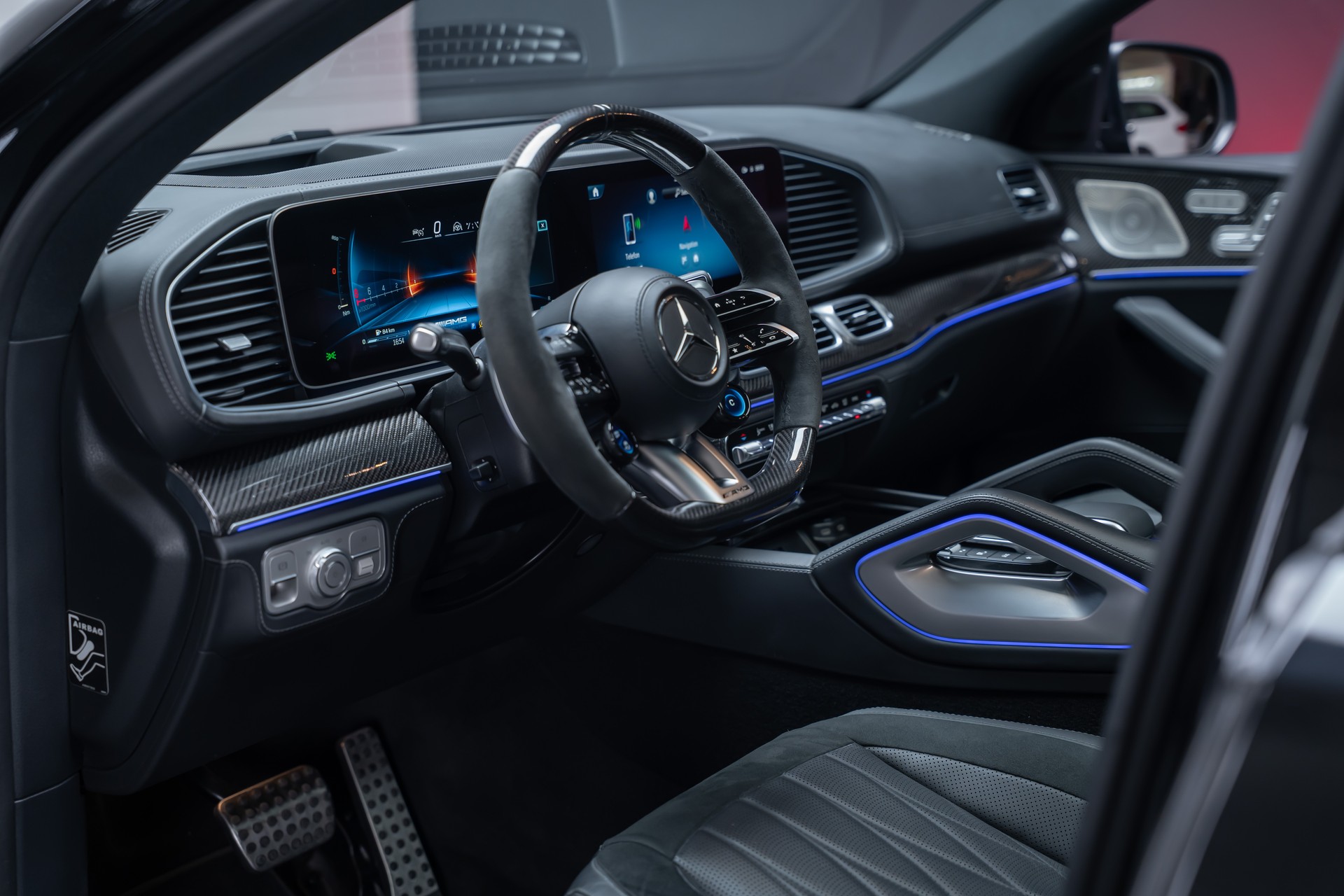 MERCEDES-BENZ GLE 63 S AMG 4matic+ Coupé / Panorama / 360°Kamera / HeadUp-image-13