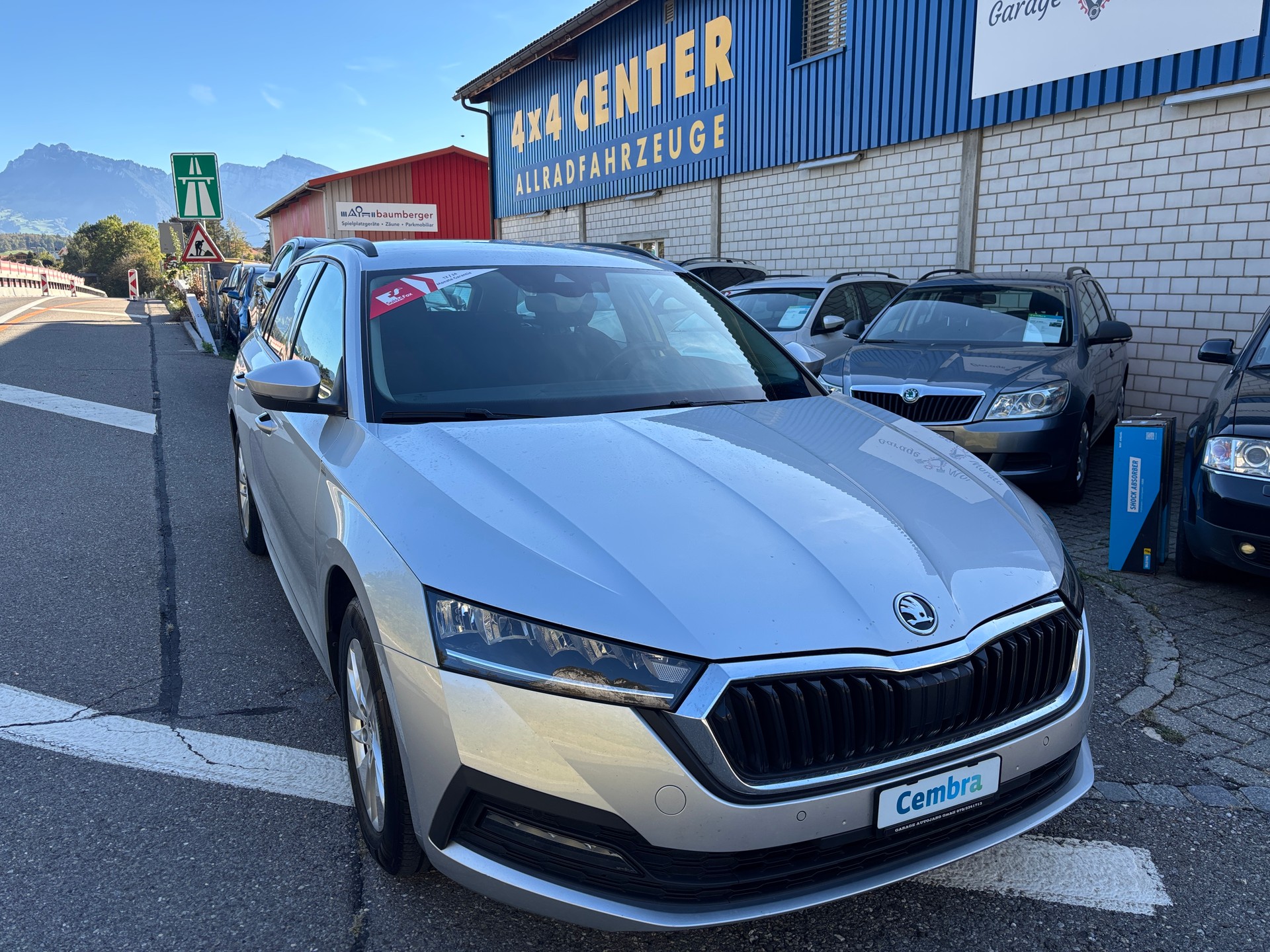 SKODA Octavia Combi 2.0 TDI DSG Style-image-0