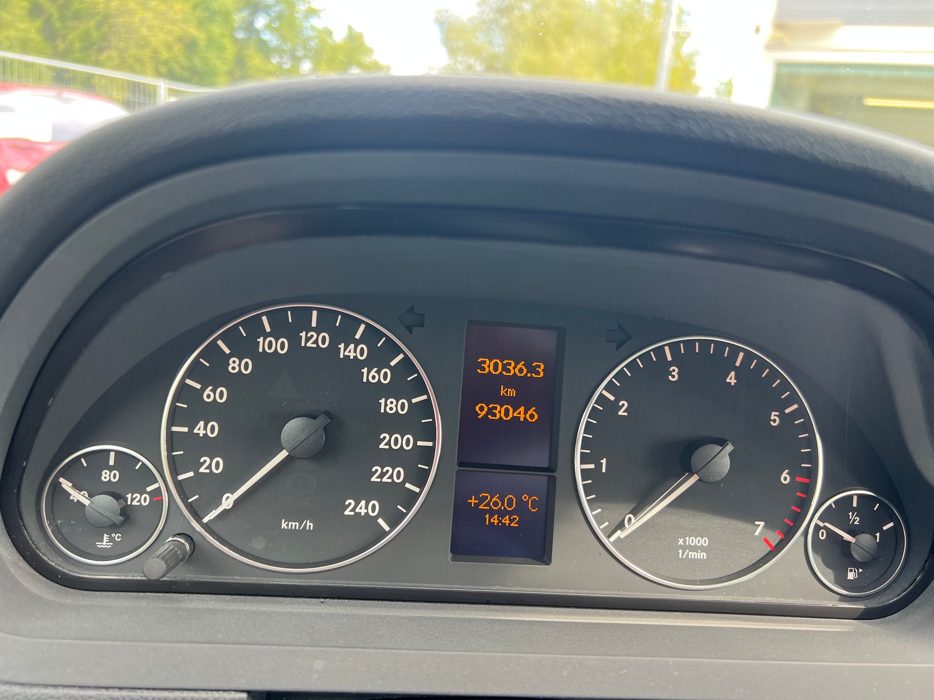 MERCEDES-BENZ A 160 (150) Classic Autotronic-image-6