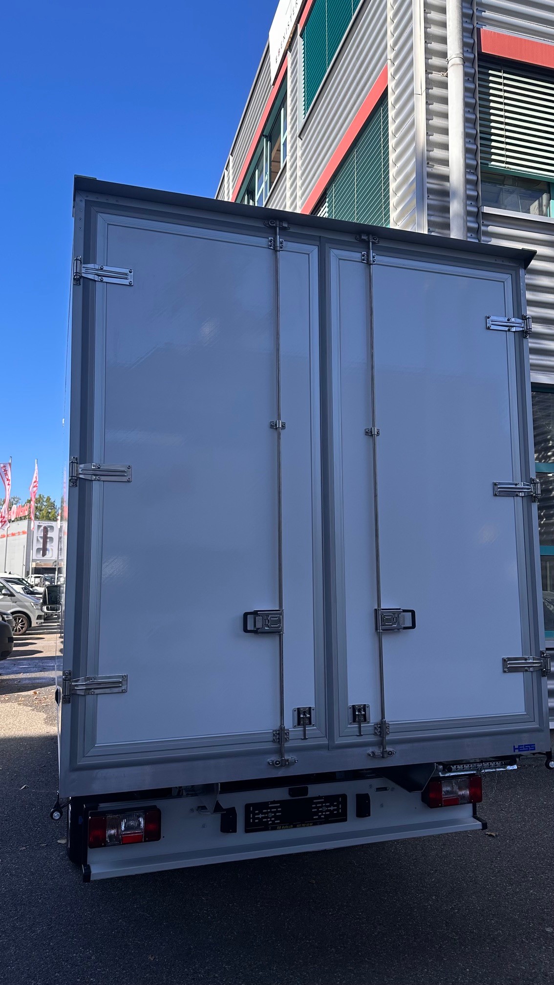 MAXUS Deliver 9 2.0D L3H2 FWD Luxury-image-5