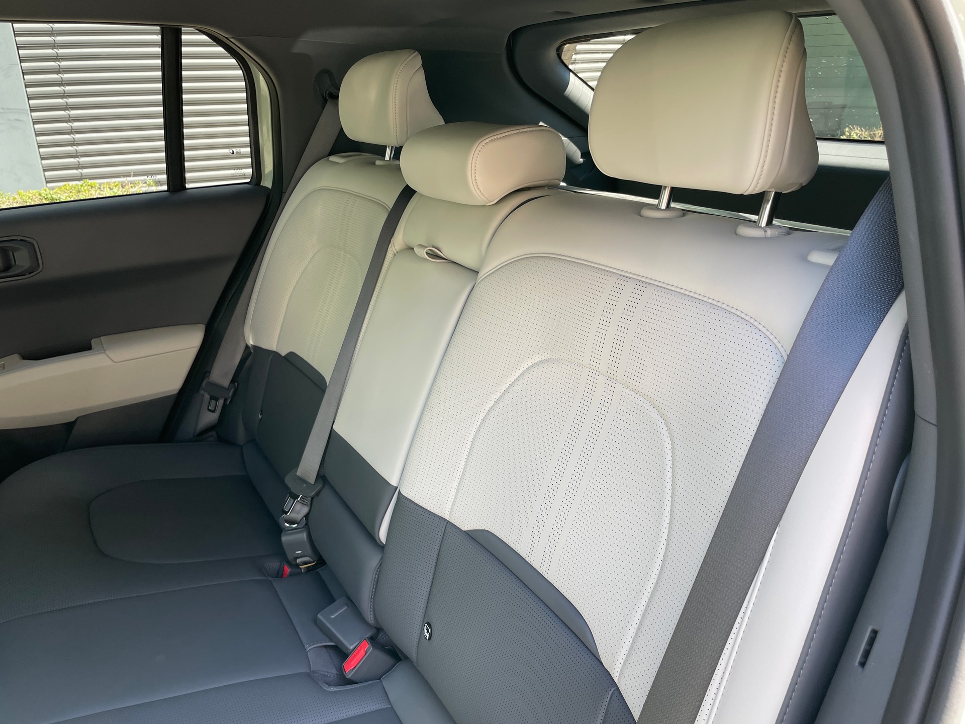 KIA EV3 81,4 kWh GT-Line mit GT-Line Pack, Panoramadach und AHK-image-17