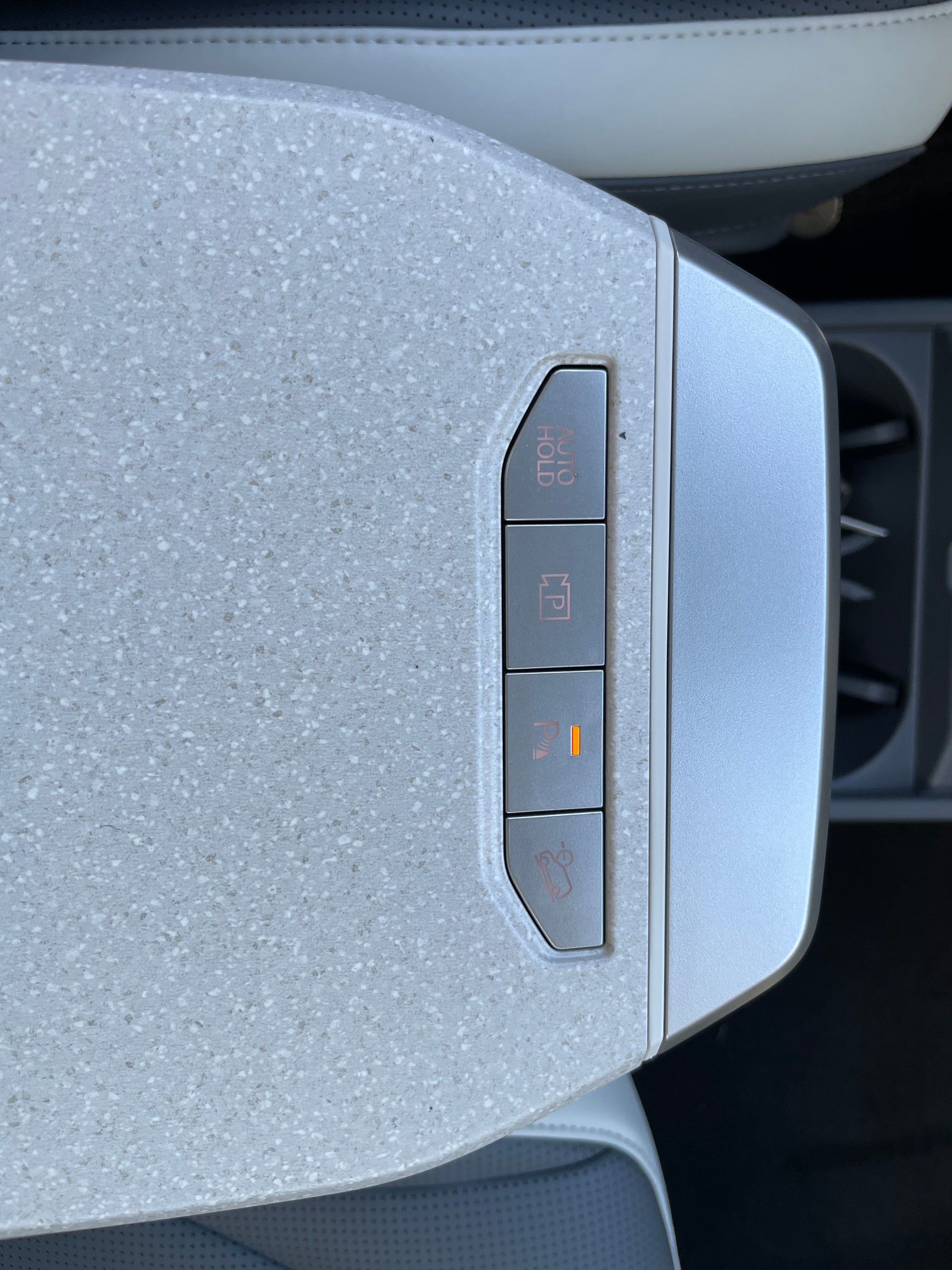 KIA EV3 81,4 kWh GT-Line mit GT-Line Pack, Panoramadach und AHK-image-36