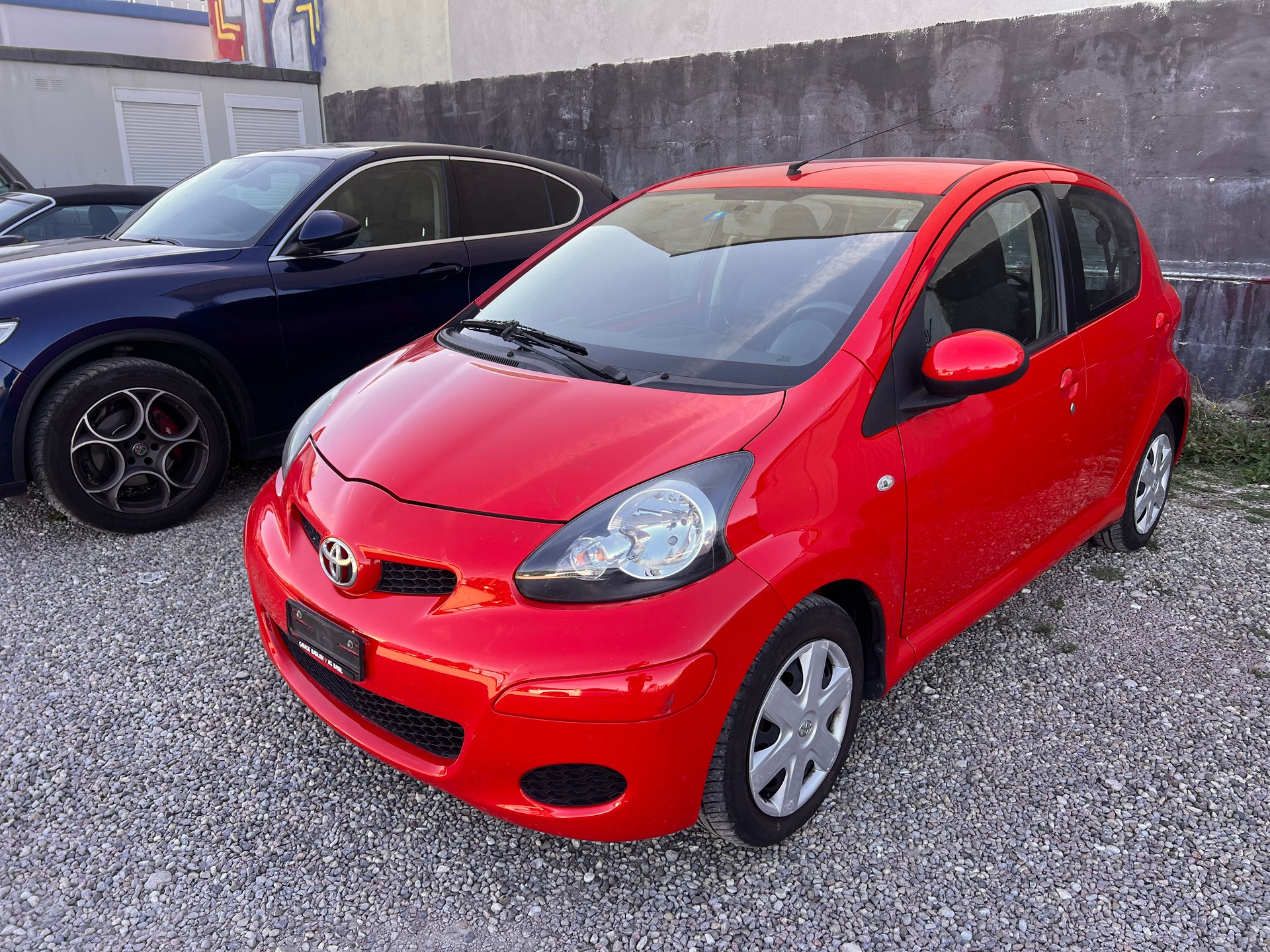 TOYOTA Aygo 1.0 Linea Luna Cool-image-2