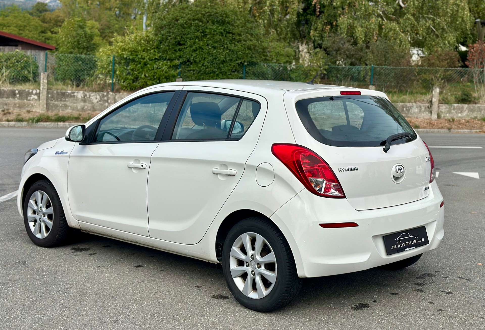 HYUNDAI i20 1.4 Premium-image-3