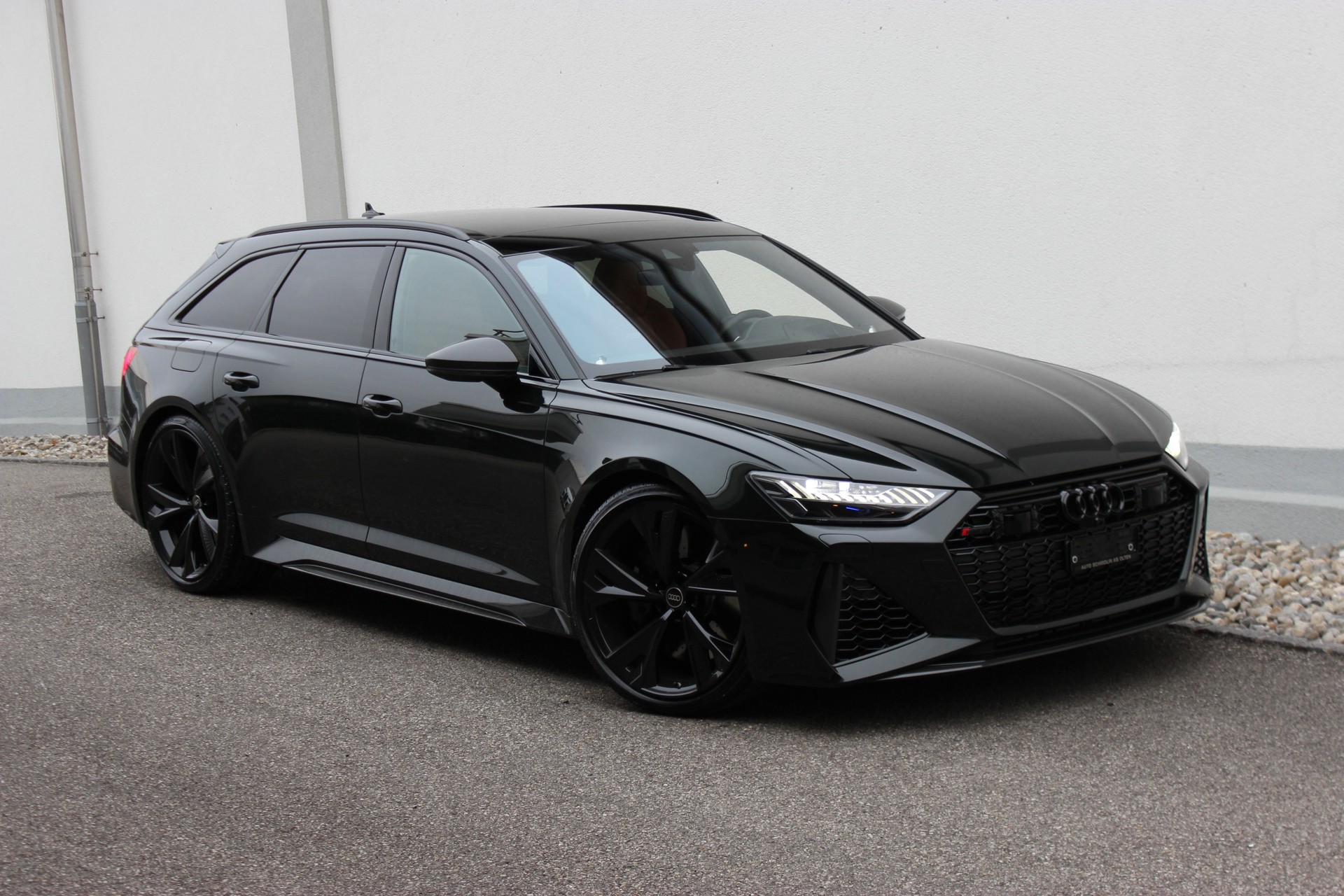 AUDI RS6 Avant 4.0 TFSI V8 quattro Audi exclusive *emerald green*-image-0
