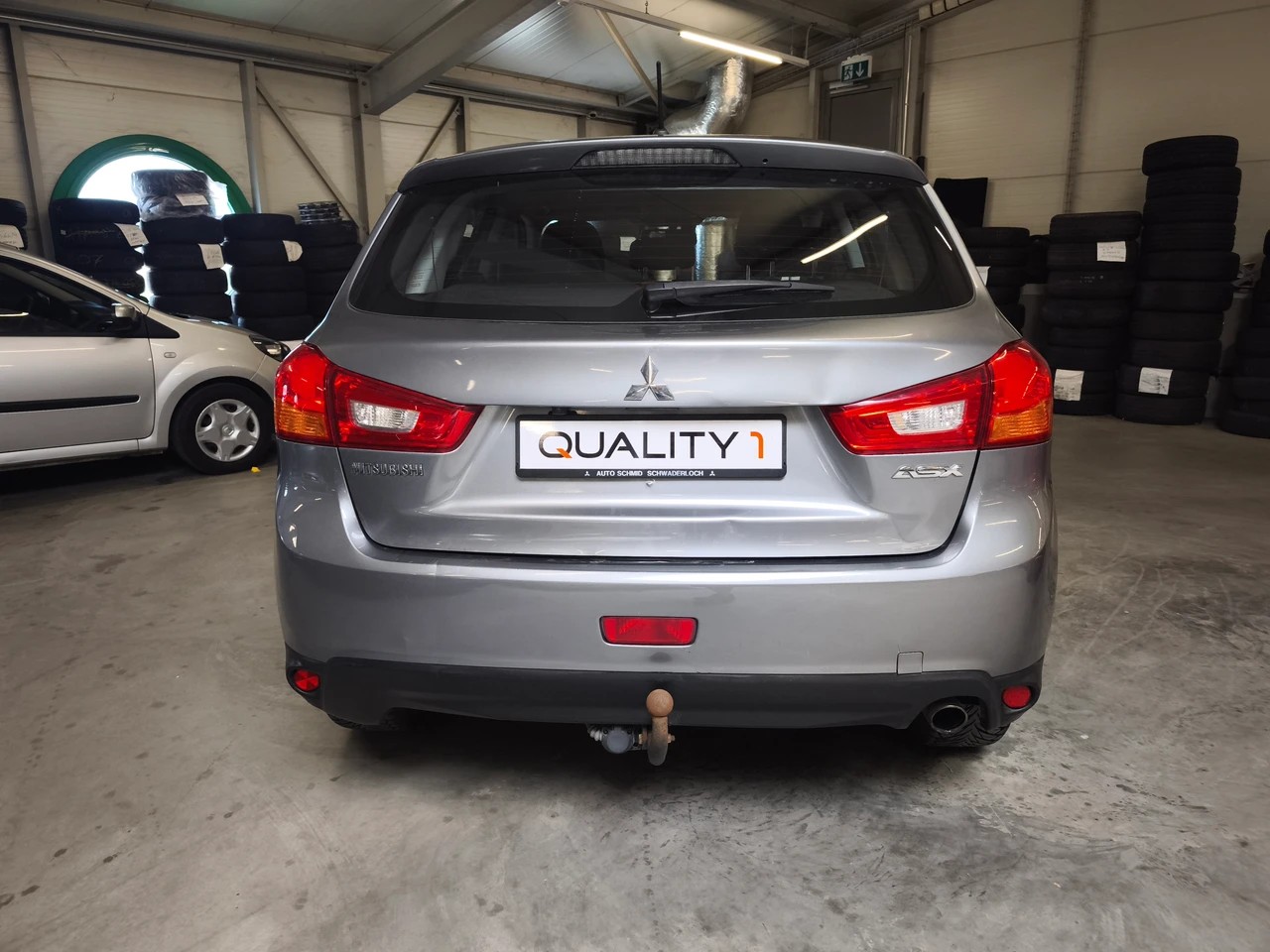 MITSUBISHI ASX 2.2 DID Navigator 4WD Automatic-image-3