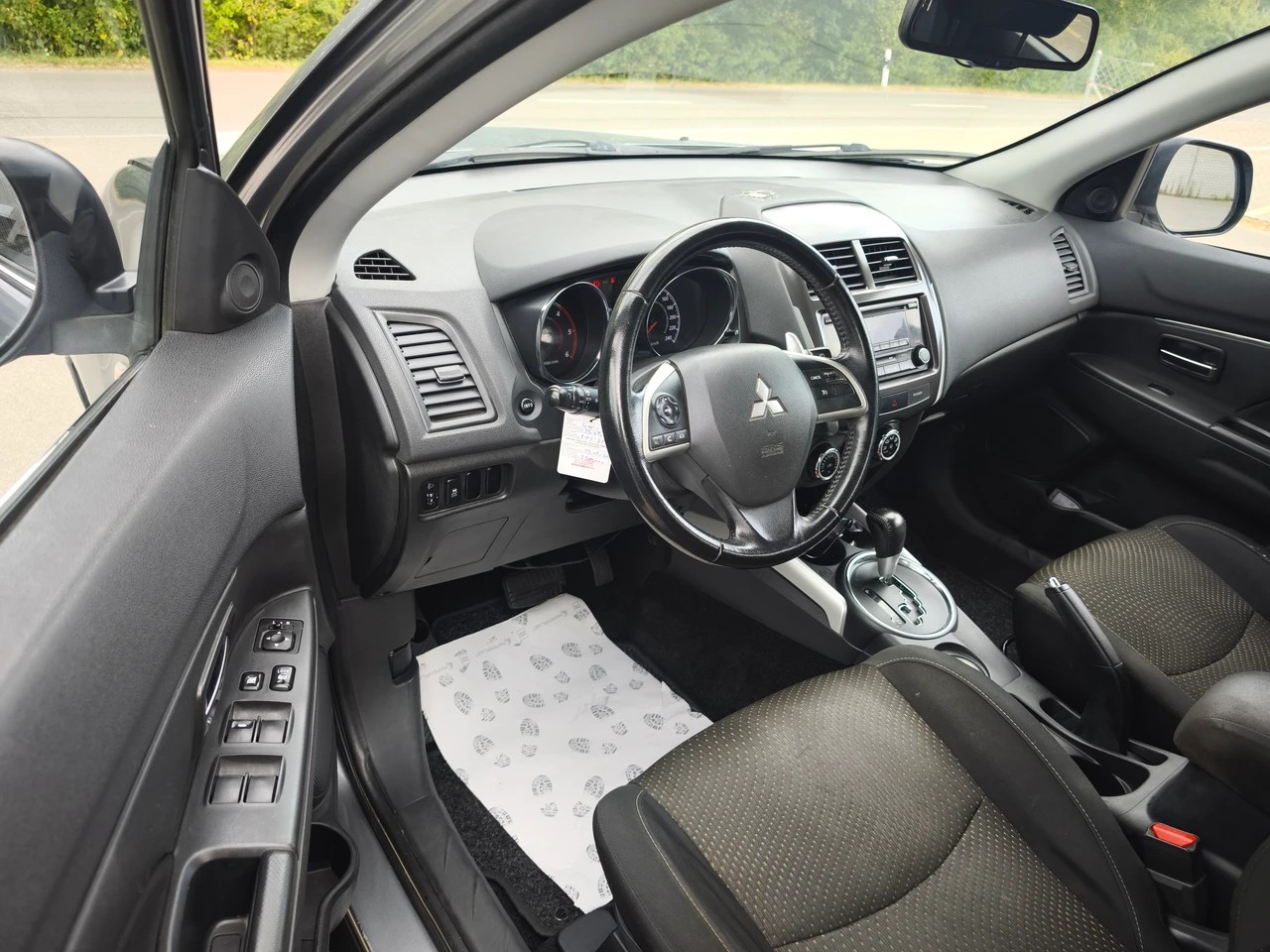 MITSUBISHI ASX 2.2 DID Navigator 4WD Automatic-image-10