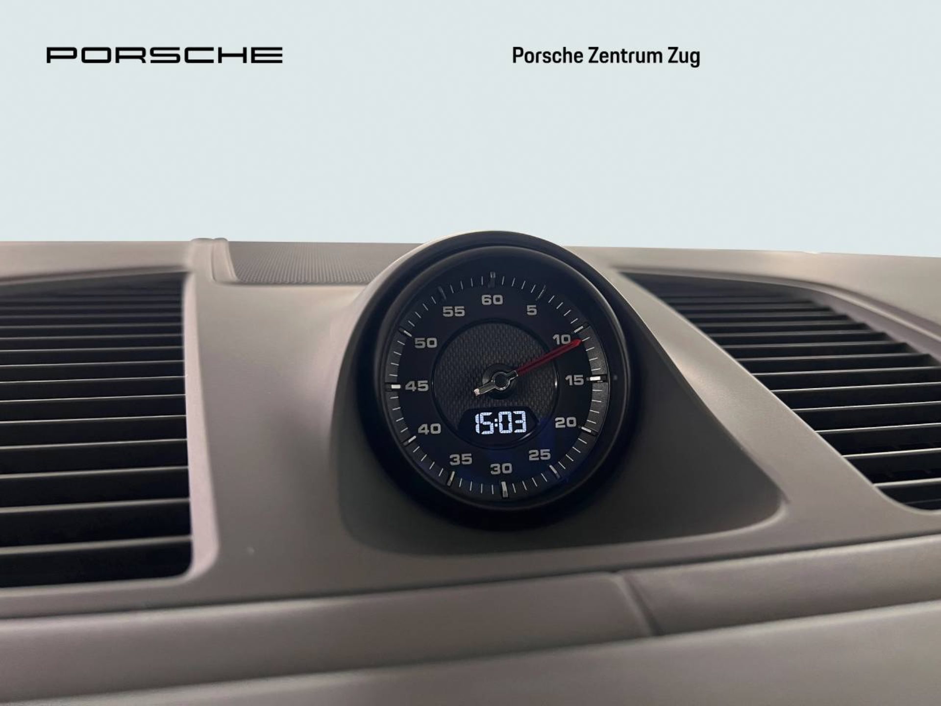 PORSCHE Cayenne Turbo Coupé-image-27