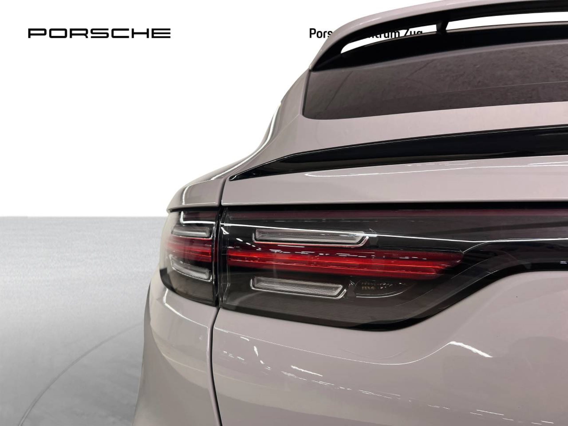PORSCHE Cayenne Turbo Coupé-image-12