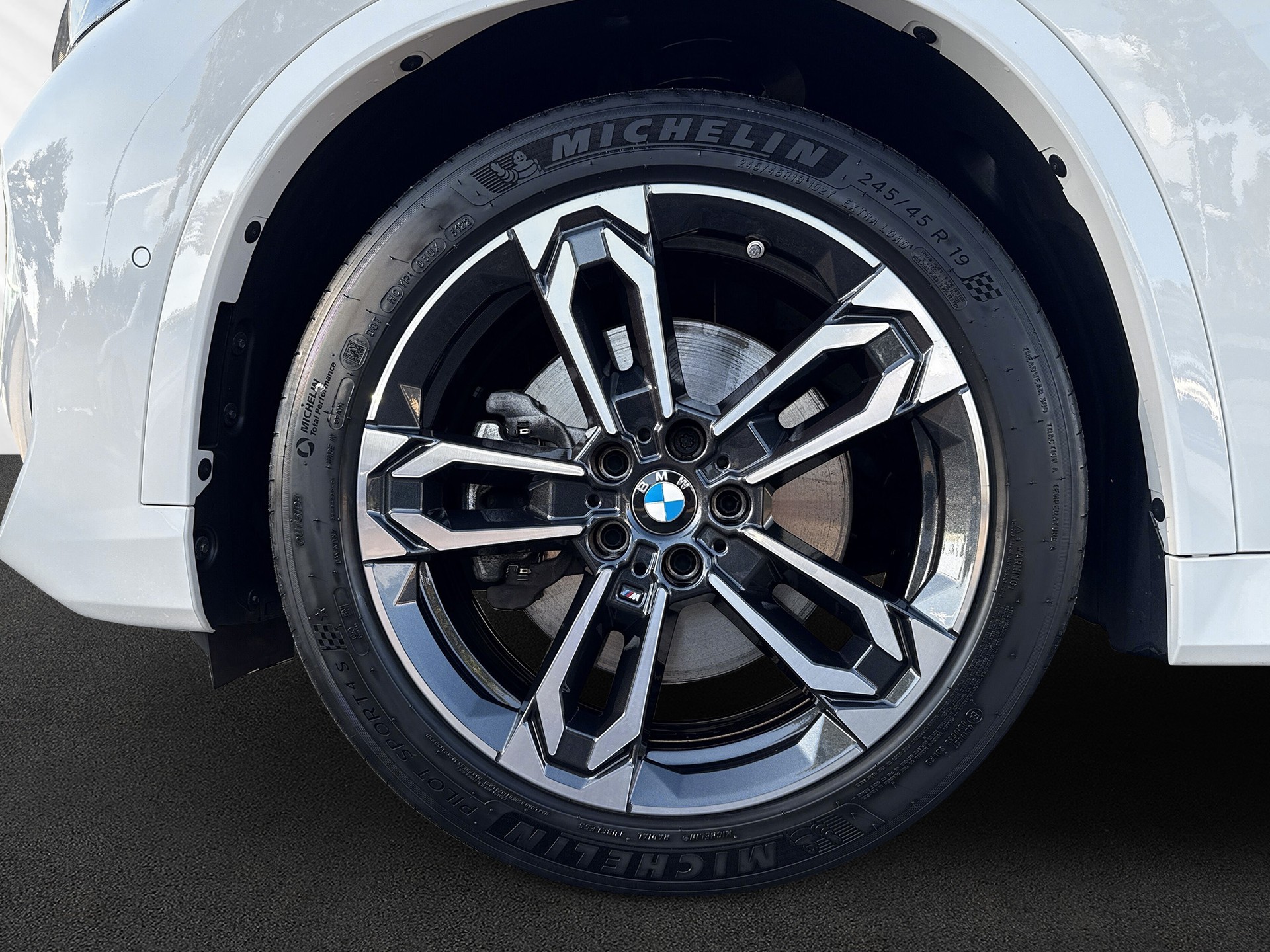 BMW X1 xDrive 23d 48V M Sport-image-8