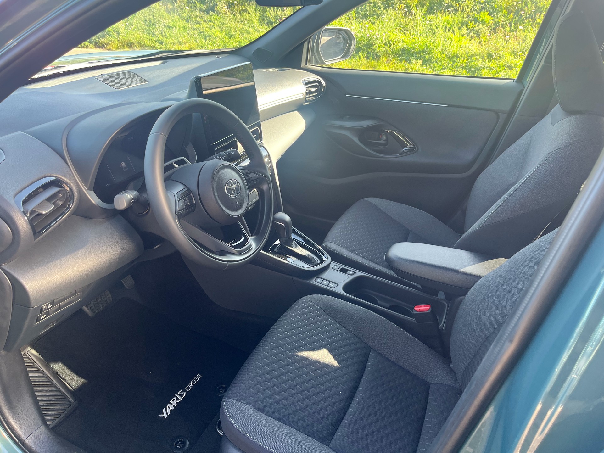 TOYOTA Yaris Cross 1.5 Trend e-CVT-image-5