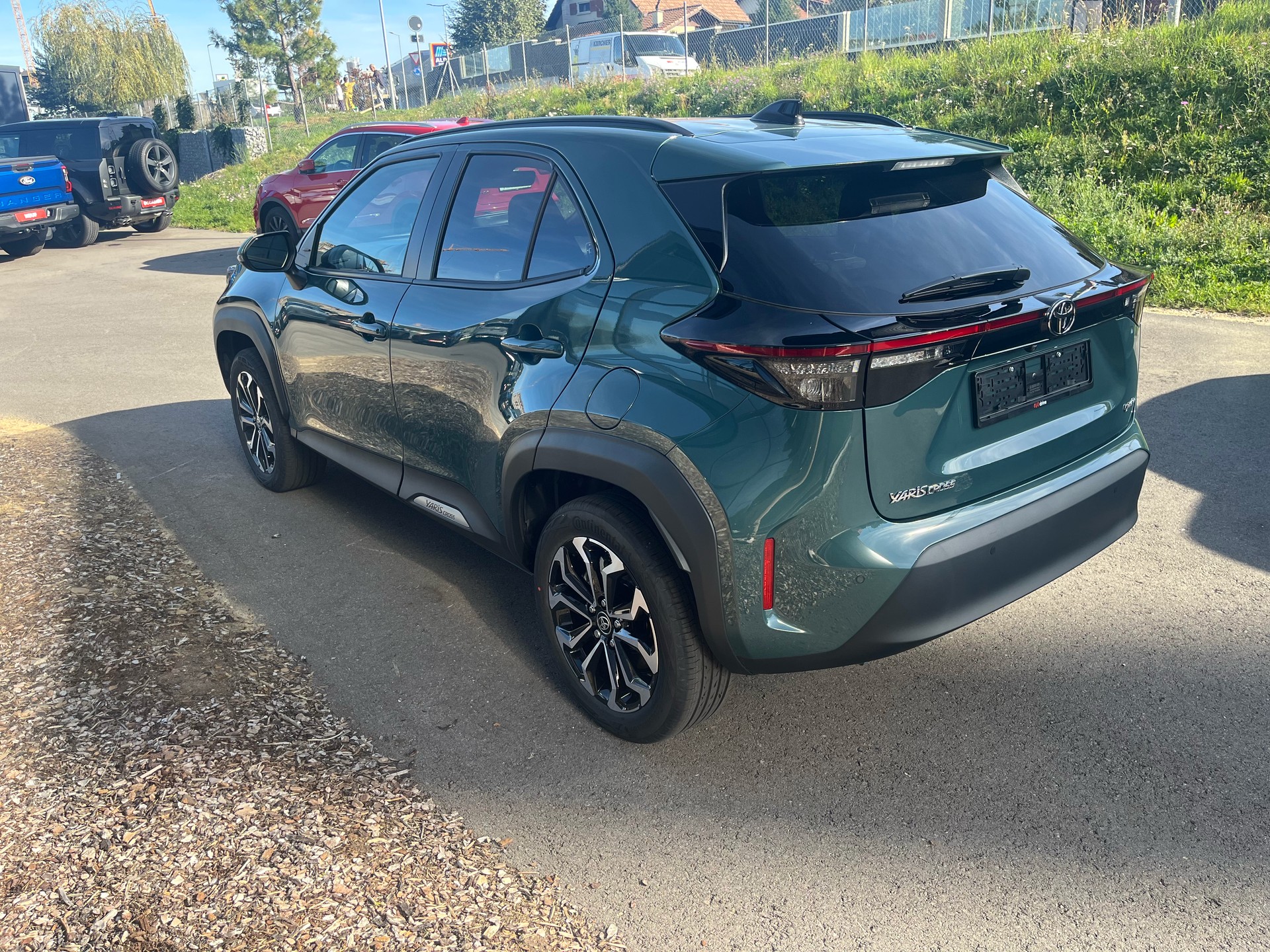 TOYOTA Yaris Cross 1.5 Trend e-CVT-image-4